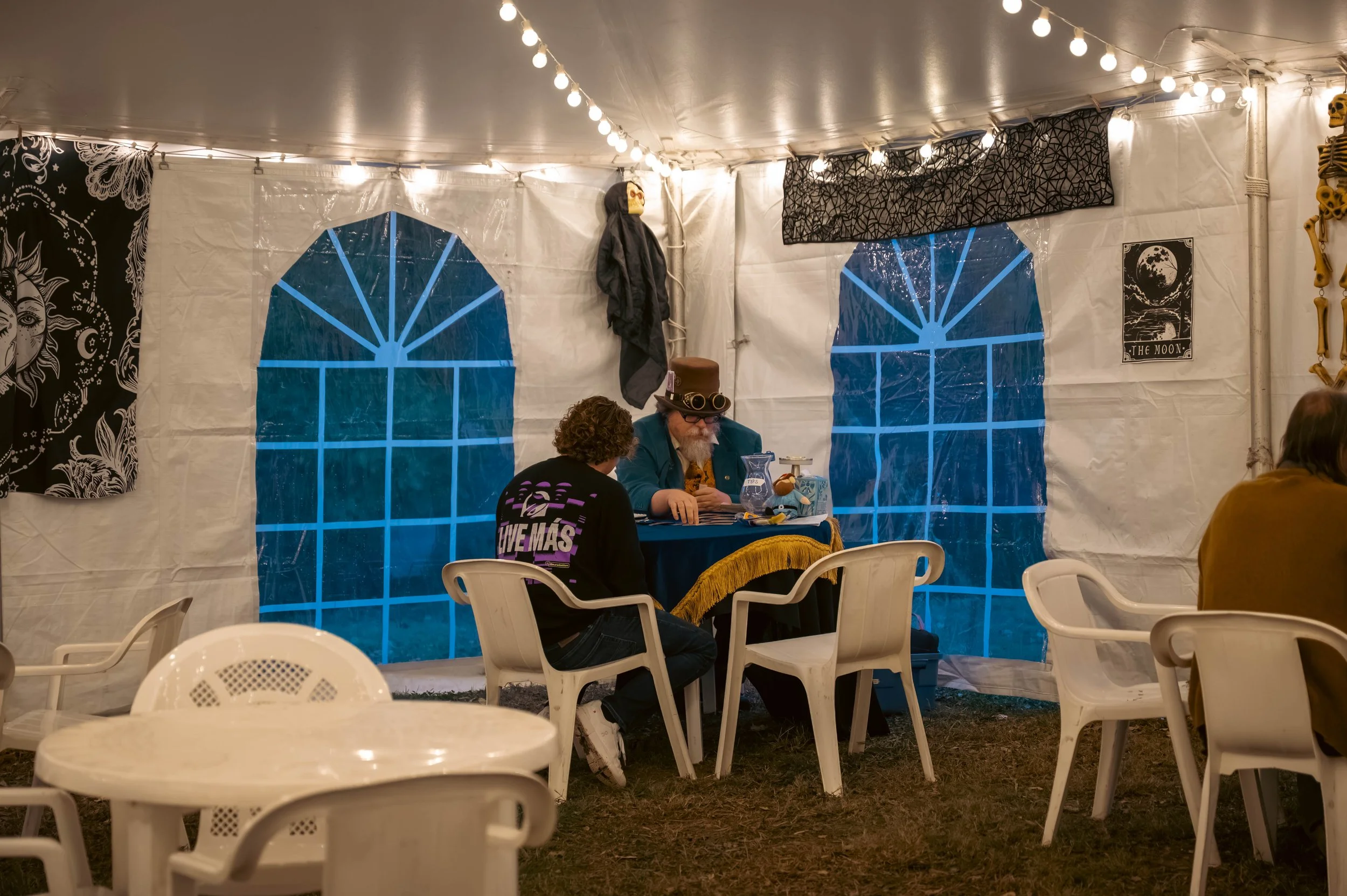 TarynFerro_MabryHazen_Seance_25-272.jpg
