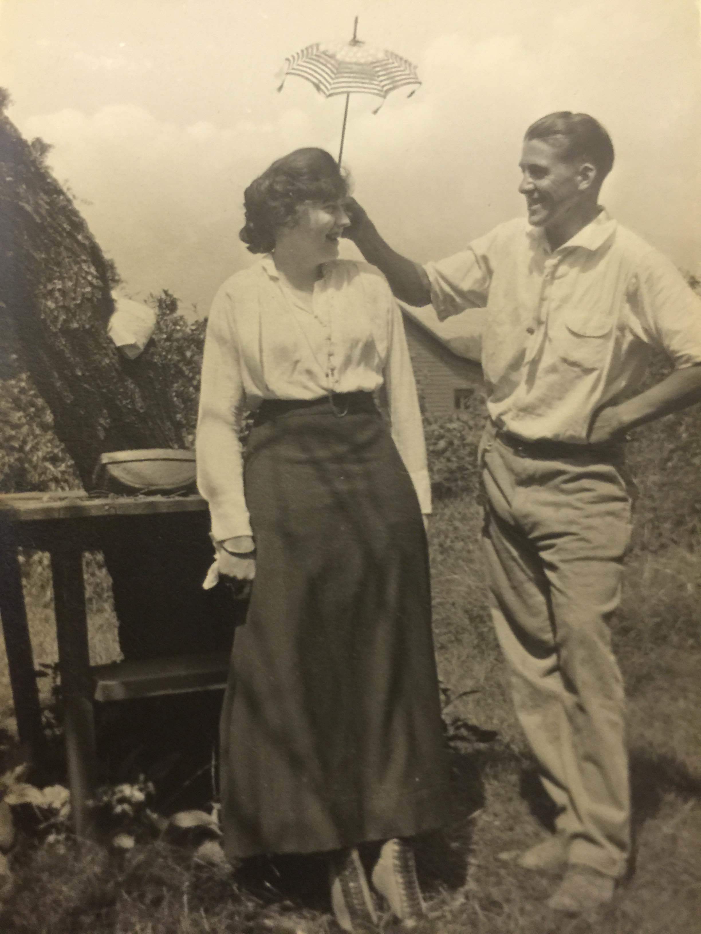 Evelyn Hazen with unknown man Mabry-Hazen Collection