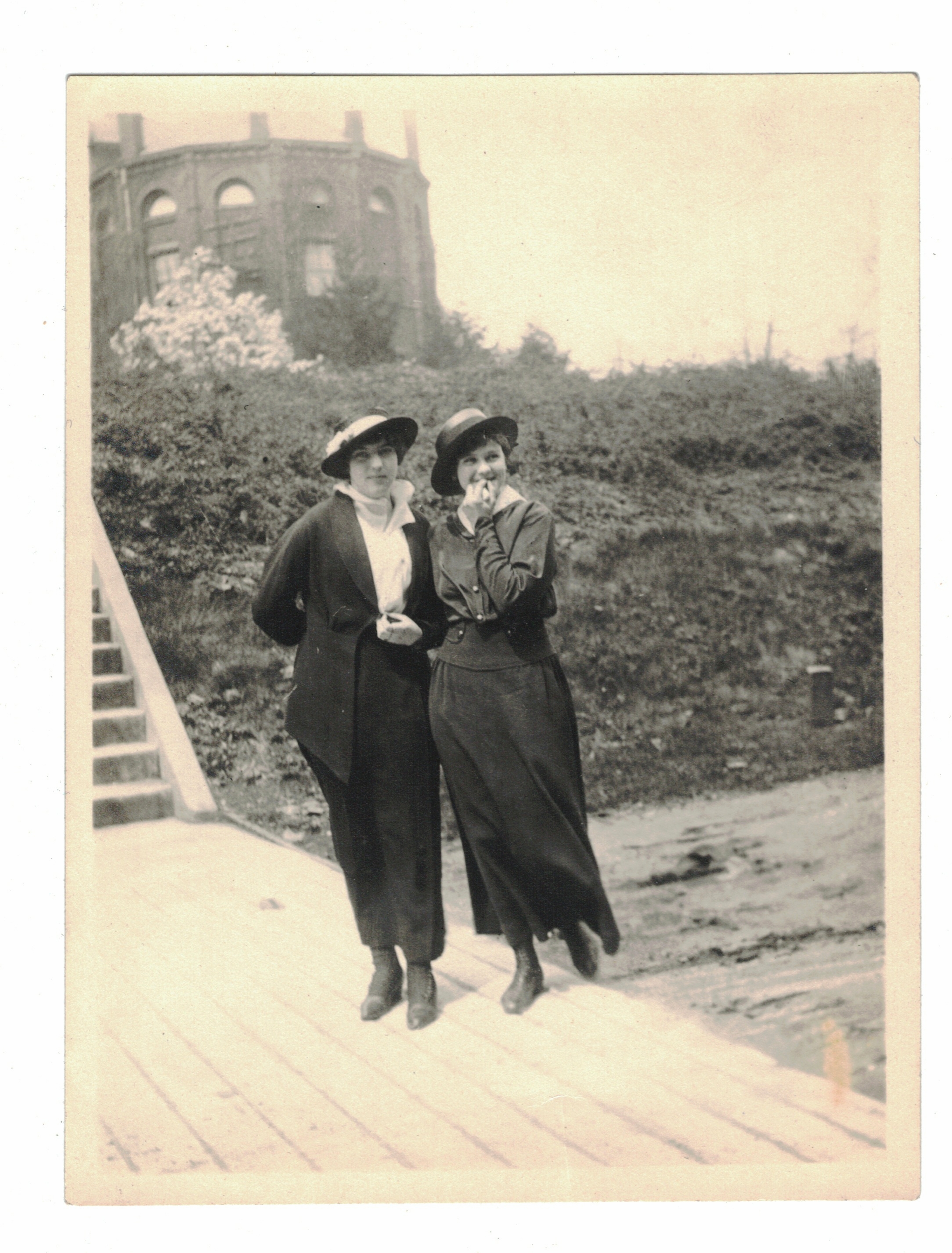 Evelyn Hazen (left) with friend outside of the Science Building.