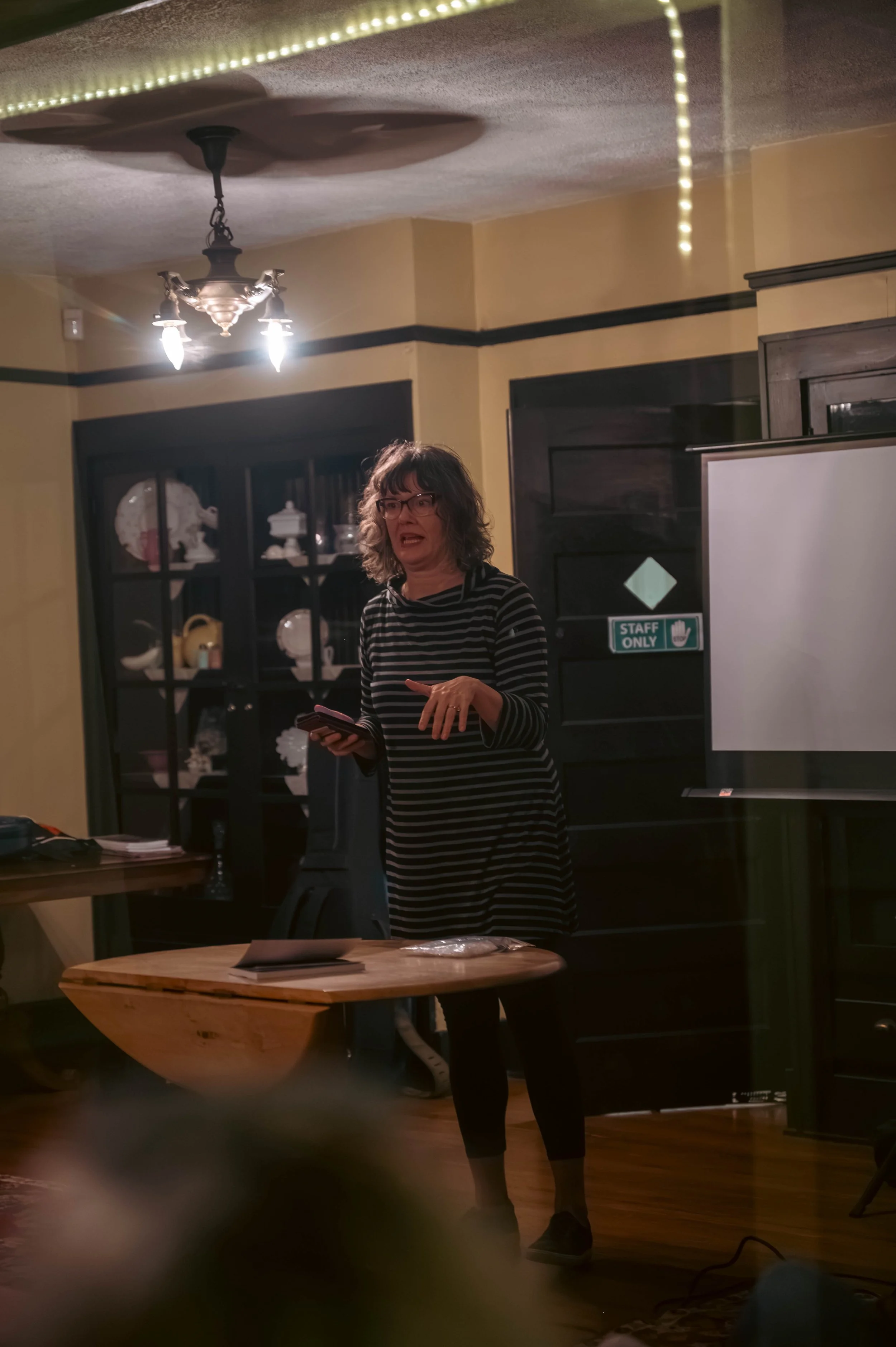 TarynFerro_MabryHazen_Seance_25-133.jpg