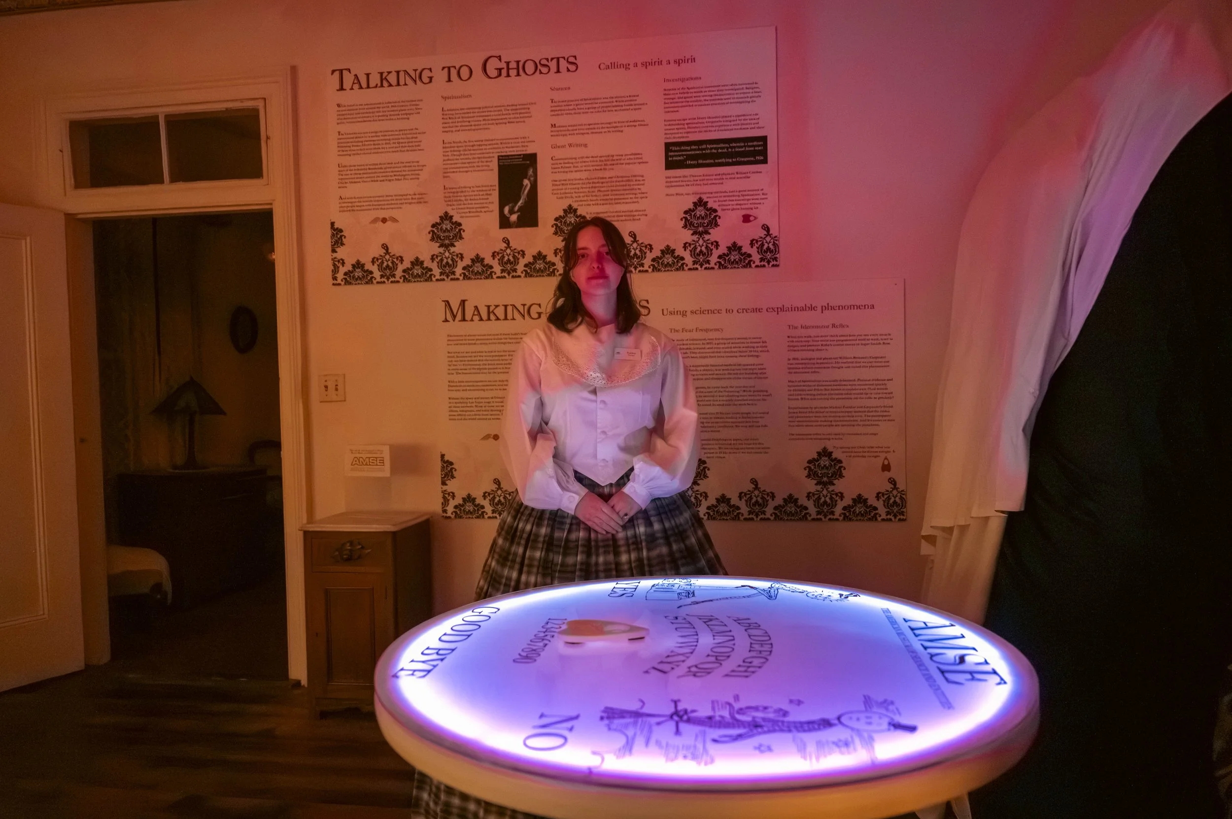 TarynFerro_MabryHazen_Seance_25-199.jpg