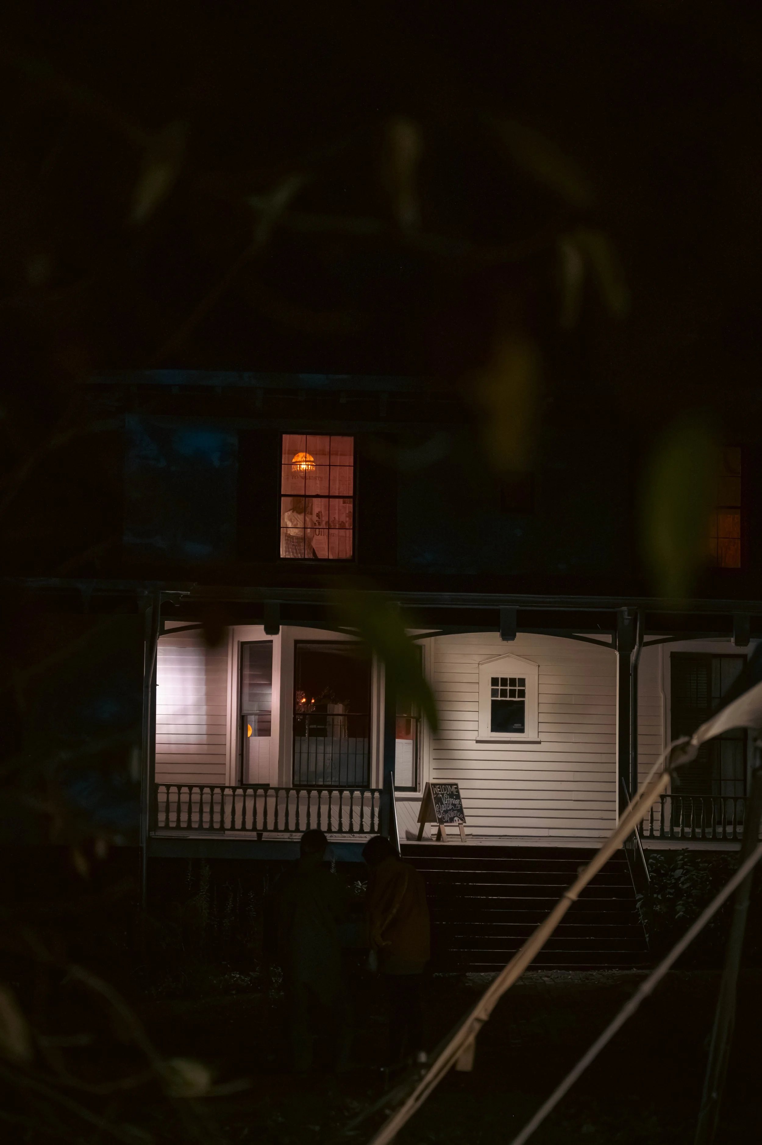 TarynFerro_MabryHazen_Seance_25-242.jpg