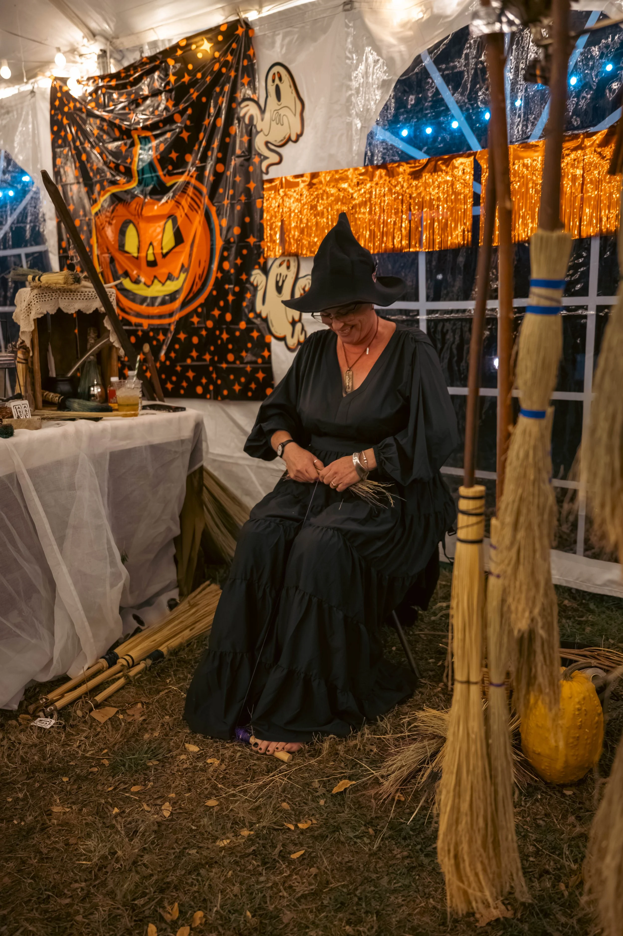 TarynFerro_MabryHazen_Seance_25-79.jpg