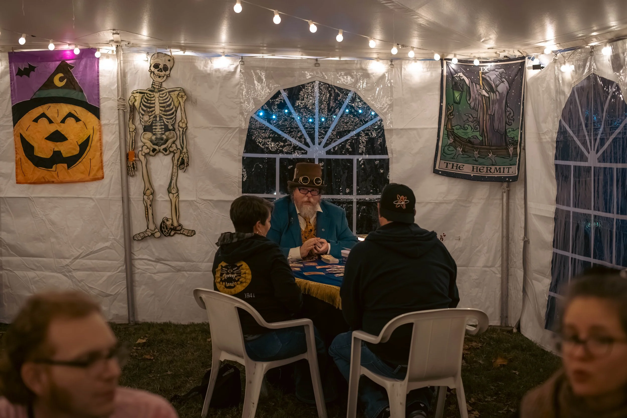 TarynFerro_MabryHazen_Seance_25-160.jpg