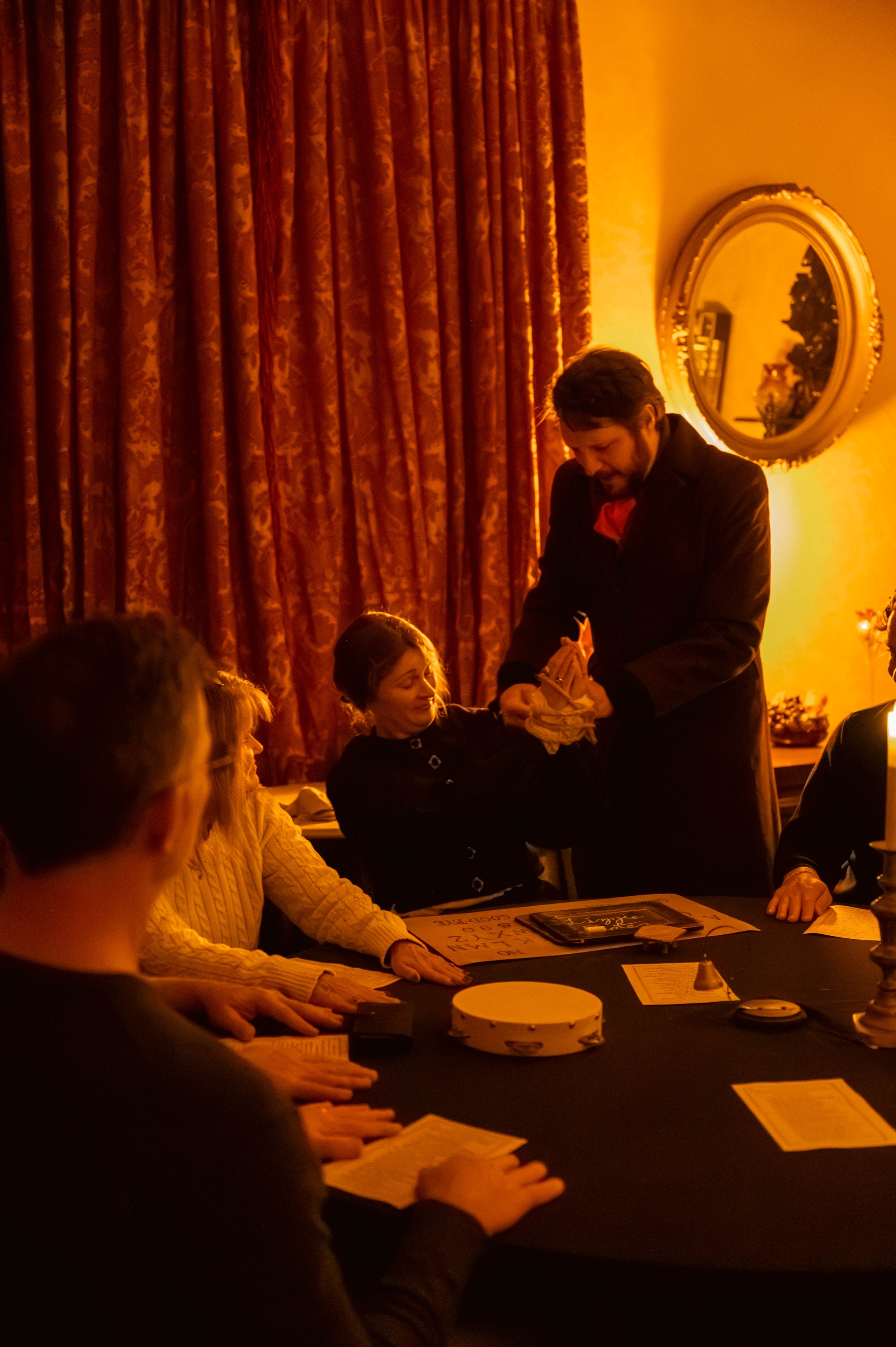 TarynFerro_MabryHazen_Seance_25-325.jpg