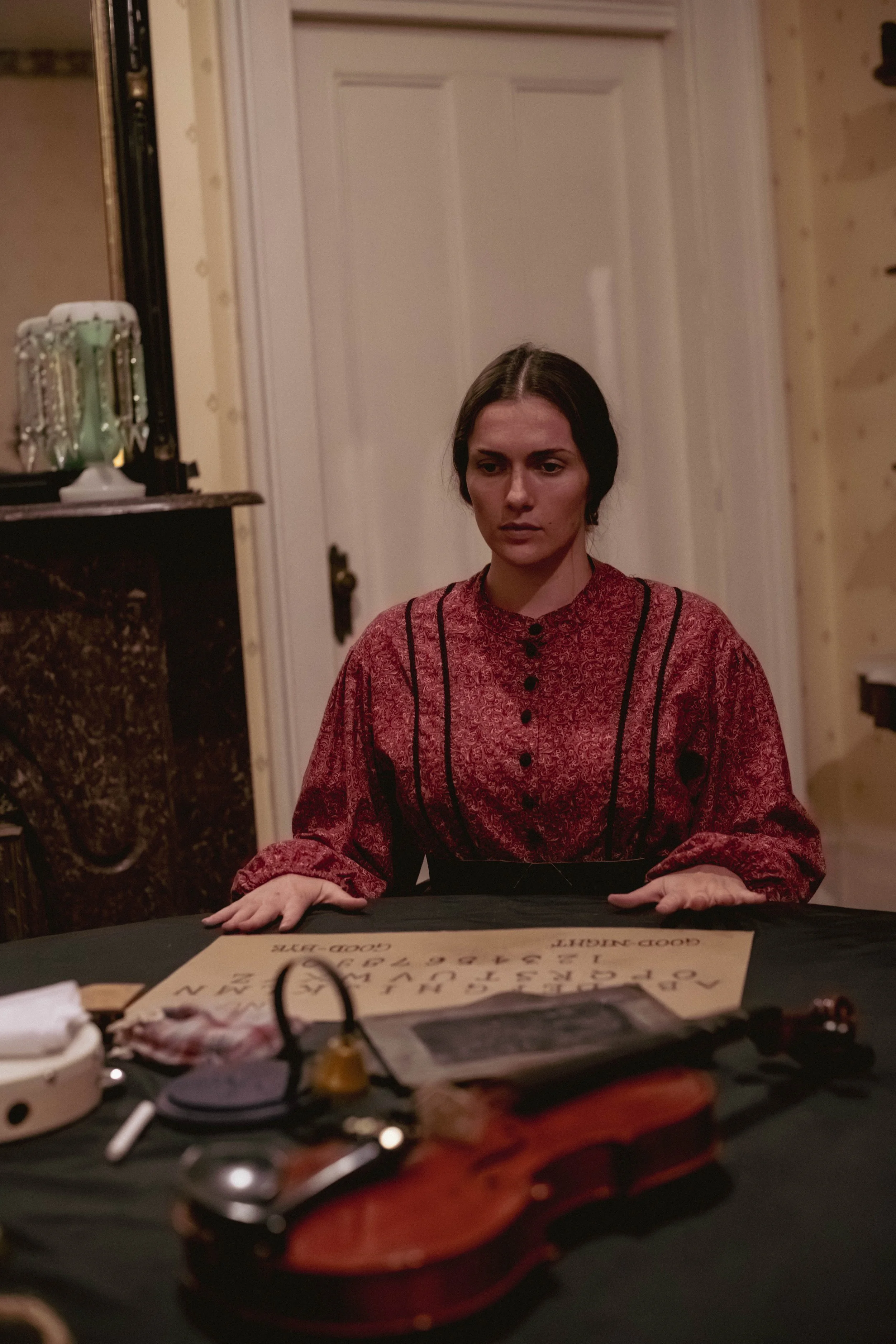 TarynFerro_MabryHazen_Seance_25-278.jpg