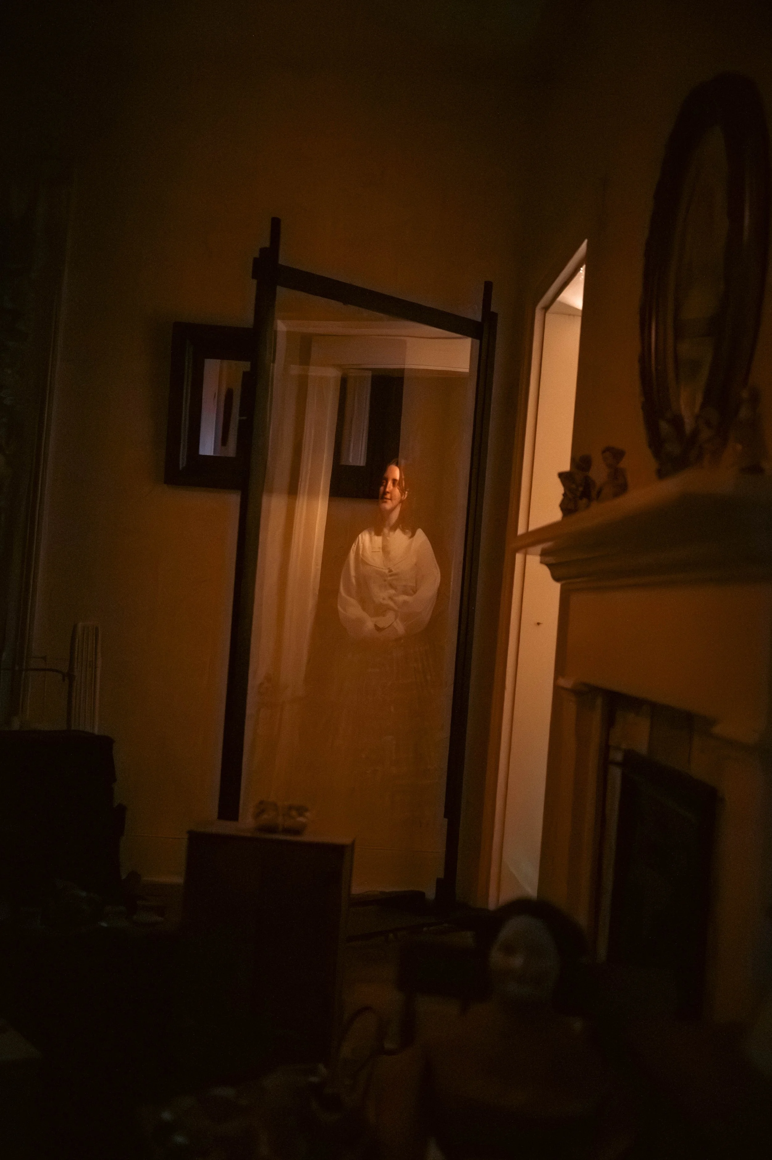 TarynFerro_MabryHazen_Seance_25-206.jpg