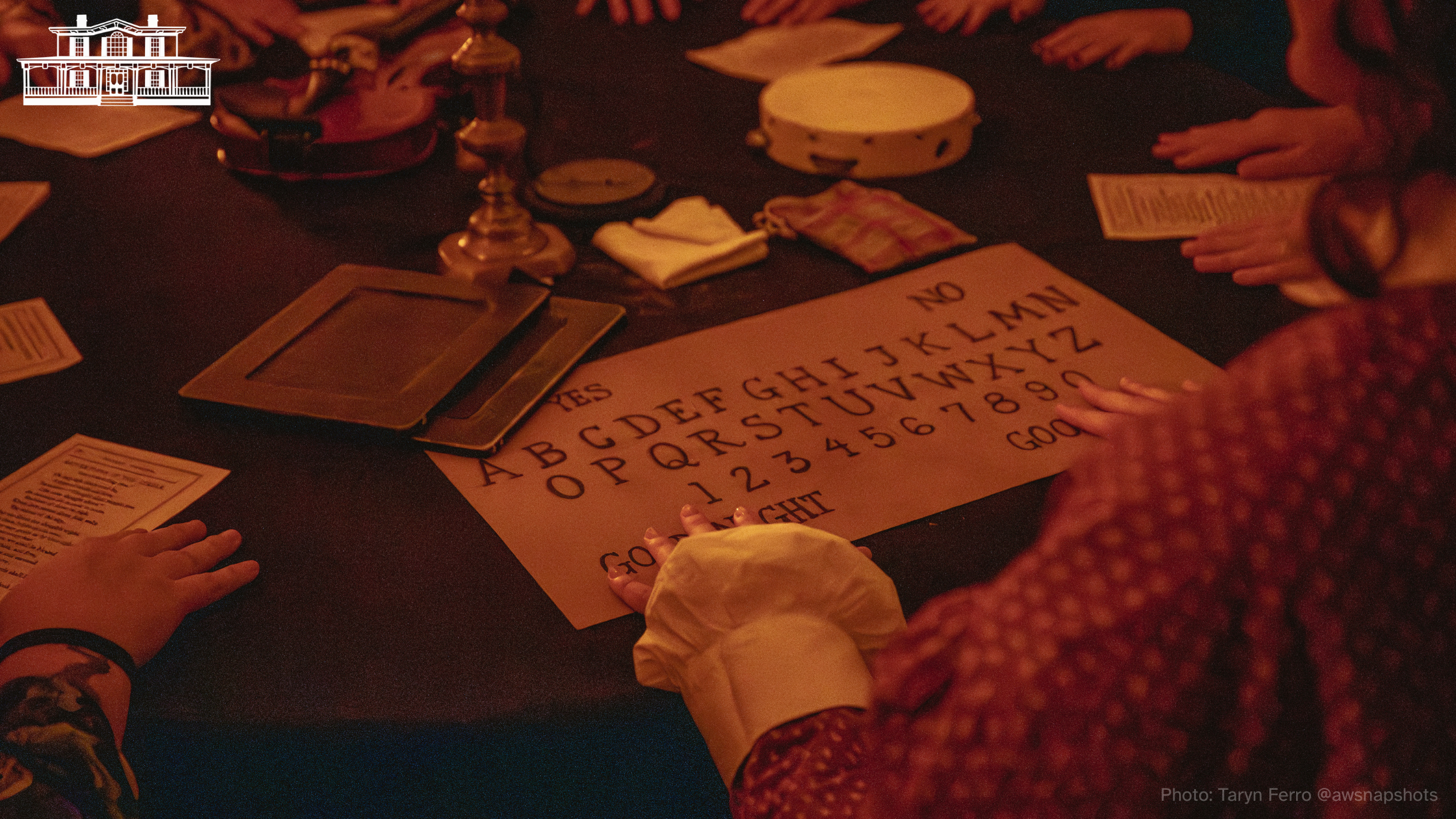 Seance Banner (3).png