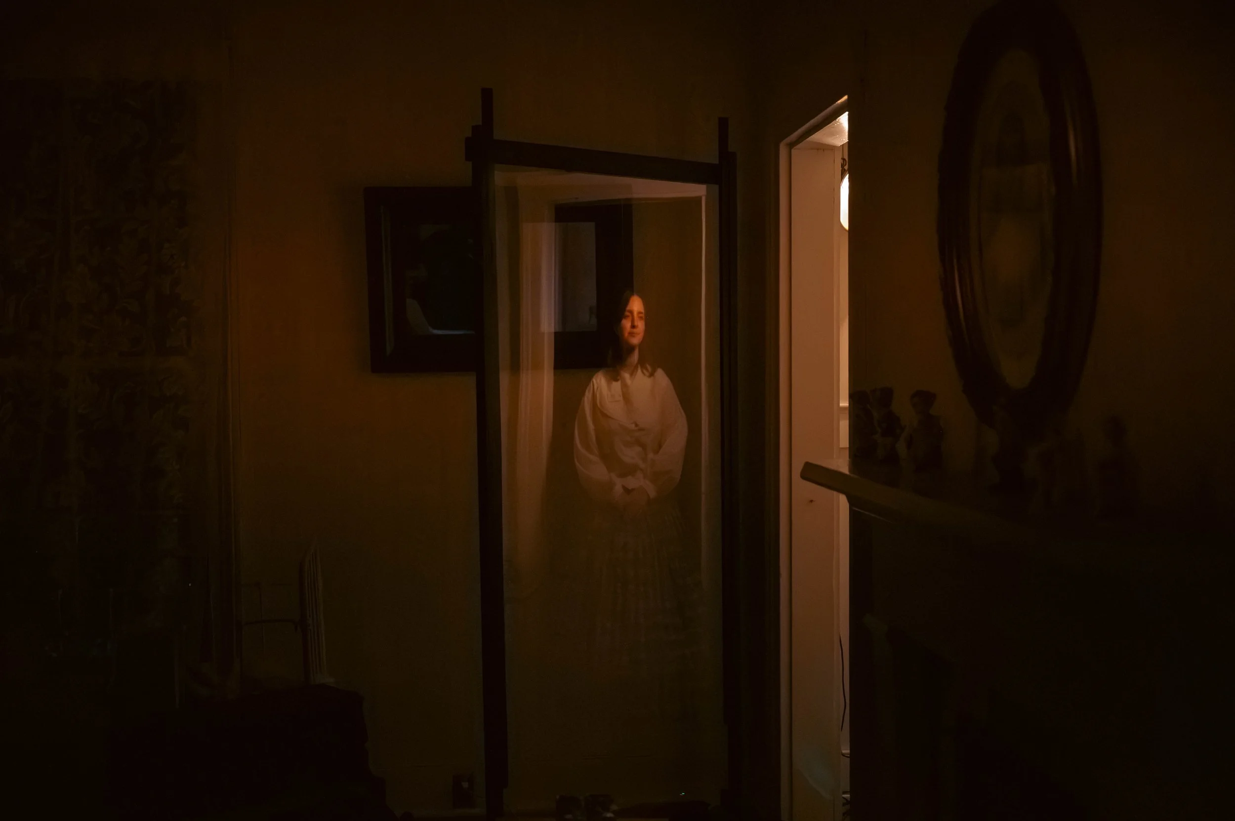 TarynFerro_MabryHazen_Seance_25-205.jpg