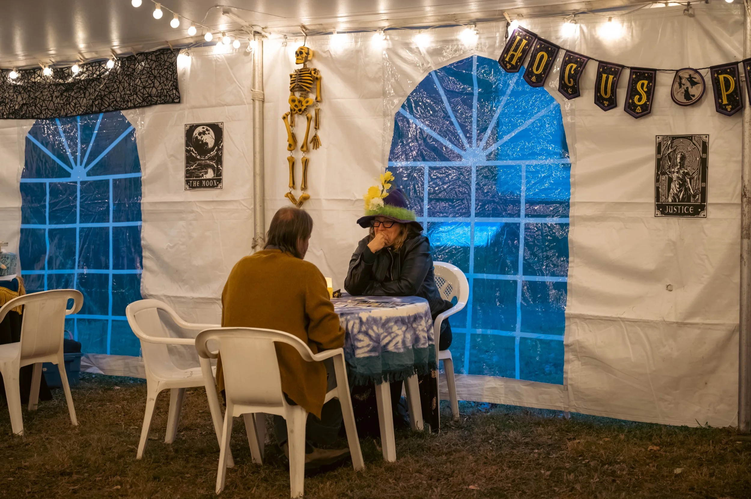 TarynFerro_MabryHazen_Seance_25-271.jpg