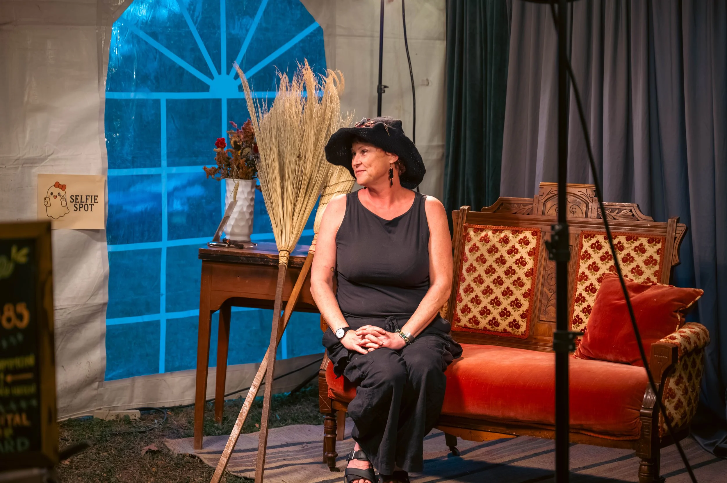 TarynFerro_MabryHazen_Seance_25-177.jpg