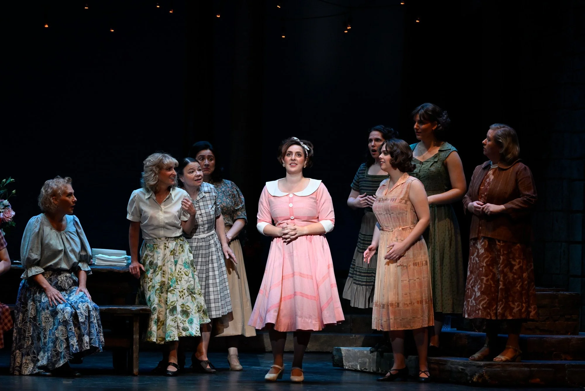 Giannetta, L’elisir d’amore, 2024. Manitoba Opera. Photo Cretid: Robert Tinker