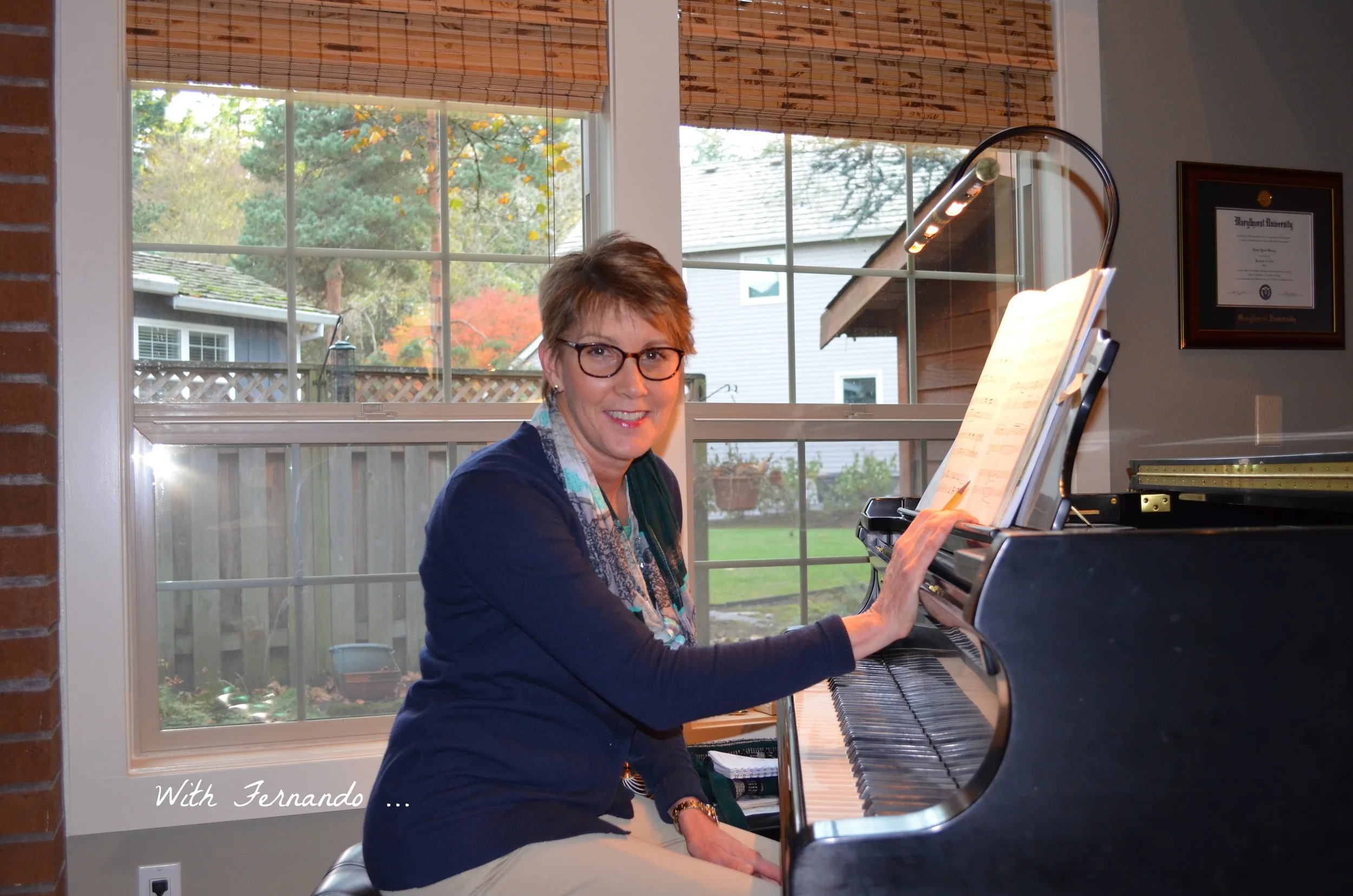 LWoody@the piano.JPG