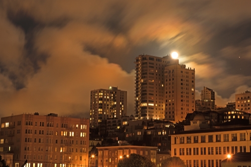 Chasing the moon in San Francisco. The first in a series of classes on the urban landscape at night. 