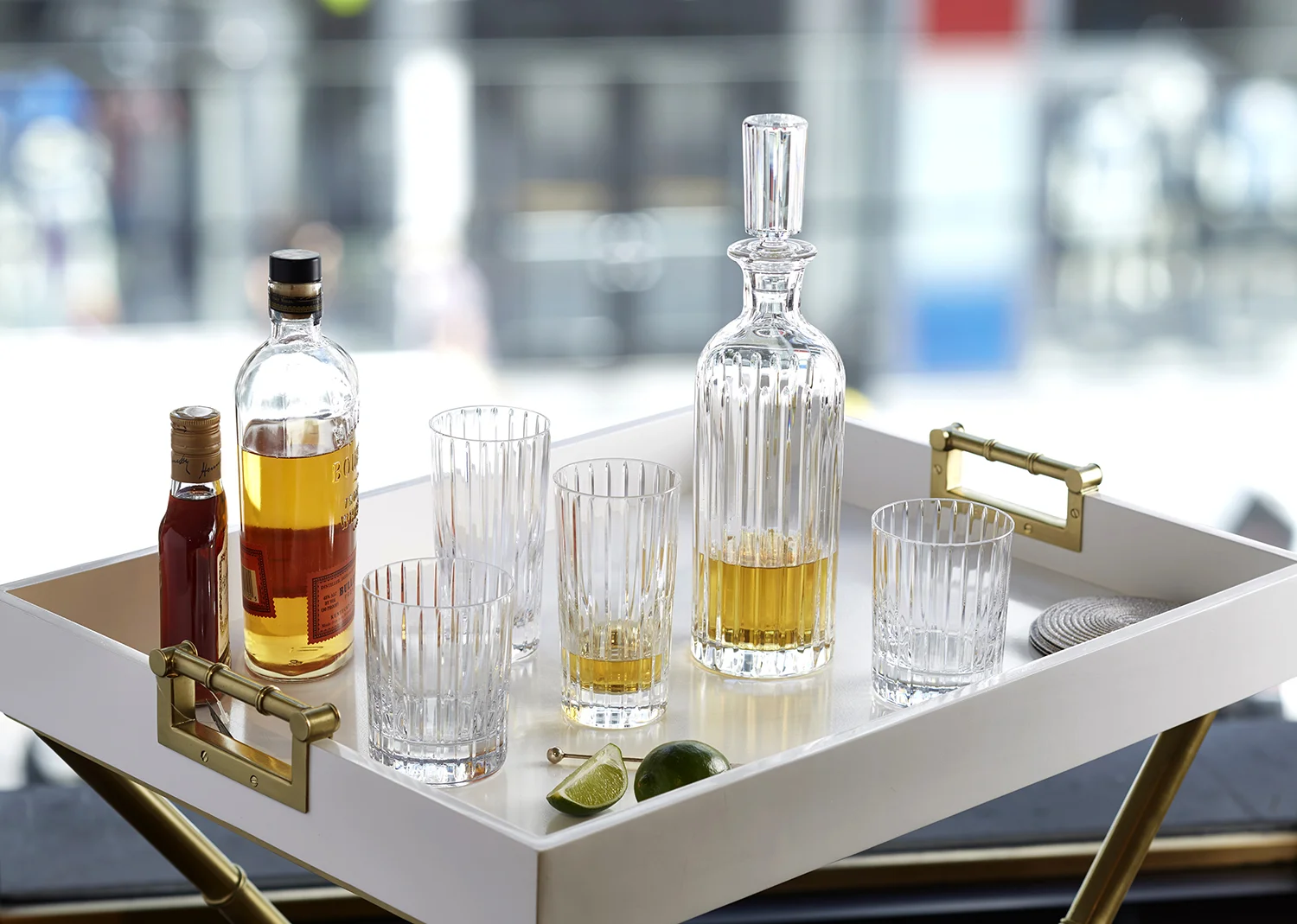 glassbar.jpg
