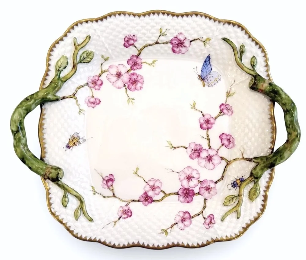 CB11T - TRAY WITH HANDLES