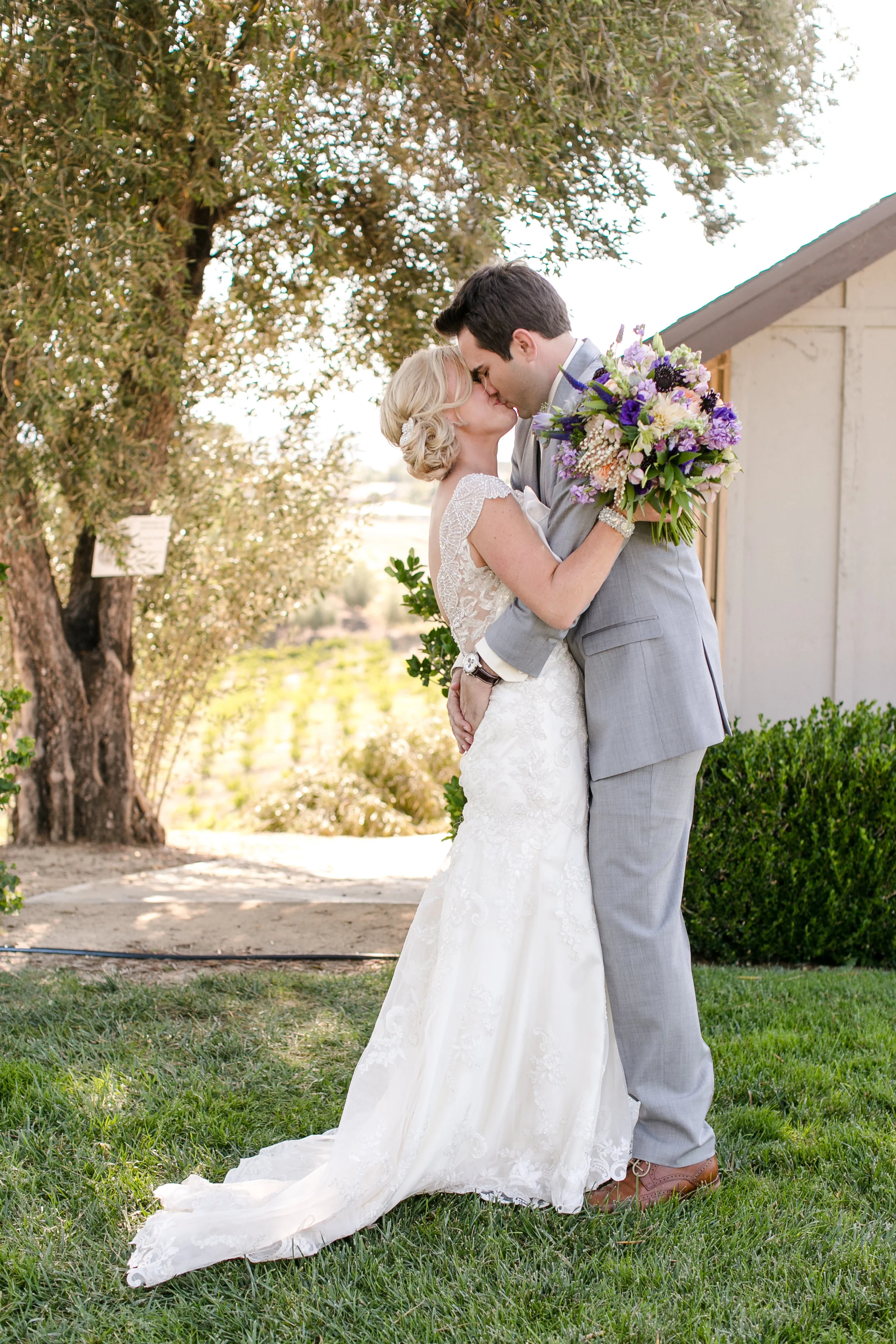 Purple and Peach Bouquet | Michelle Garibay Events | Leah Marie Photography