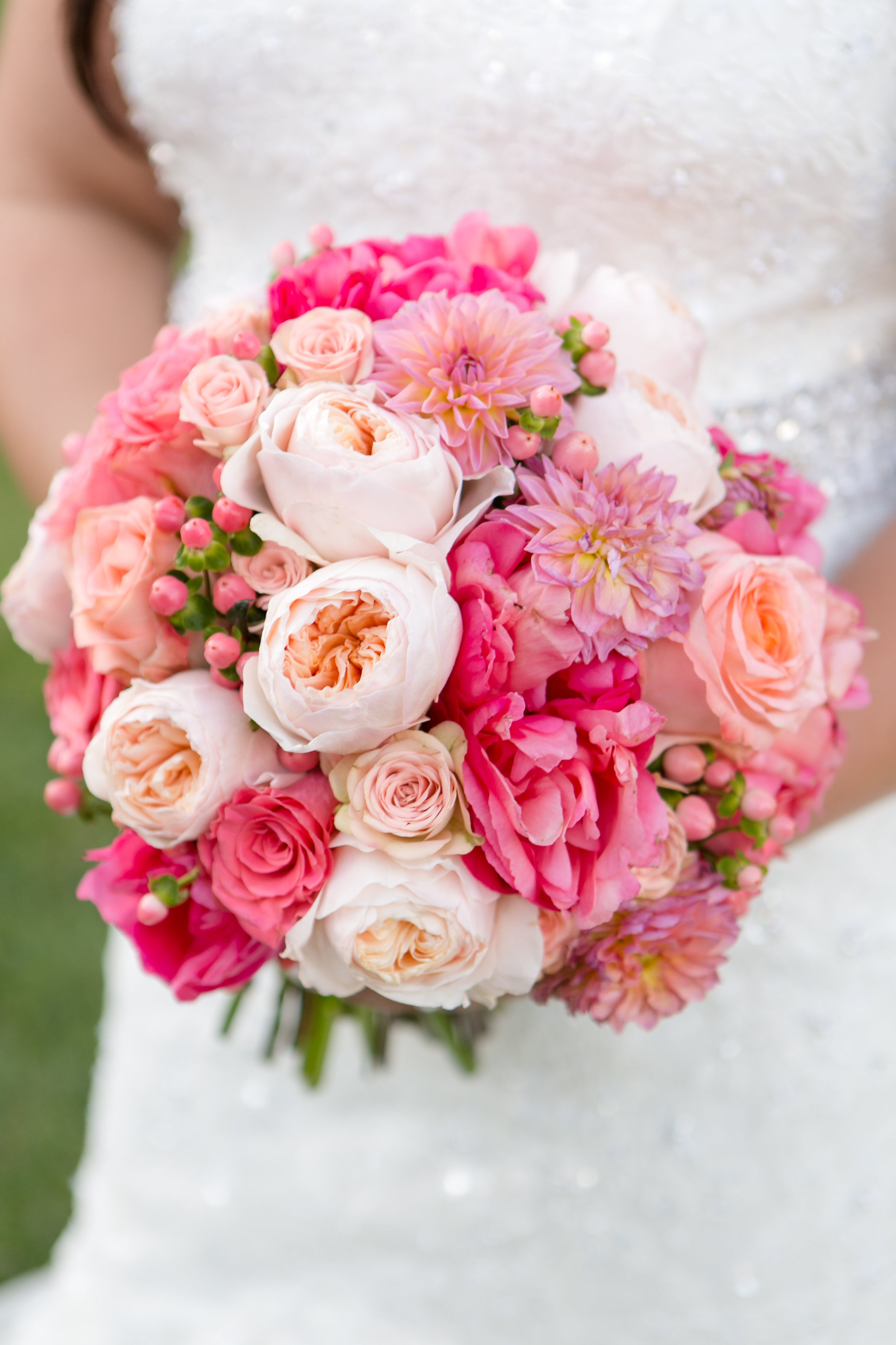 Nautical Glam Wedding in Coral and Navy | Michelle Garibay Events | Circle Oak Ranch