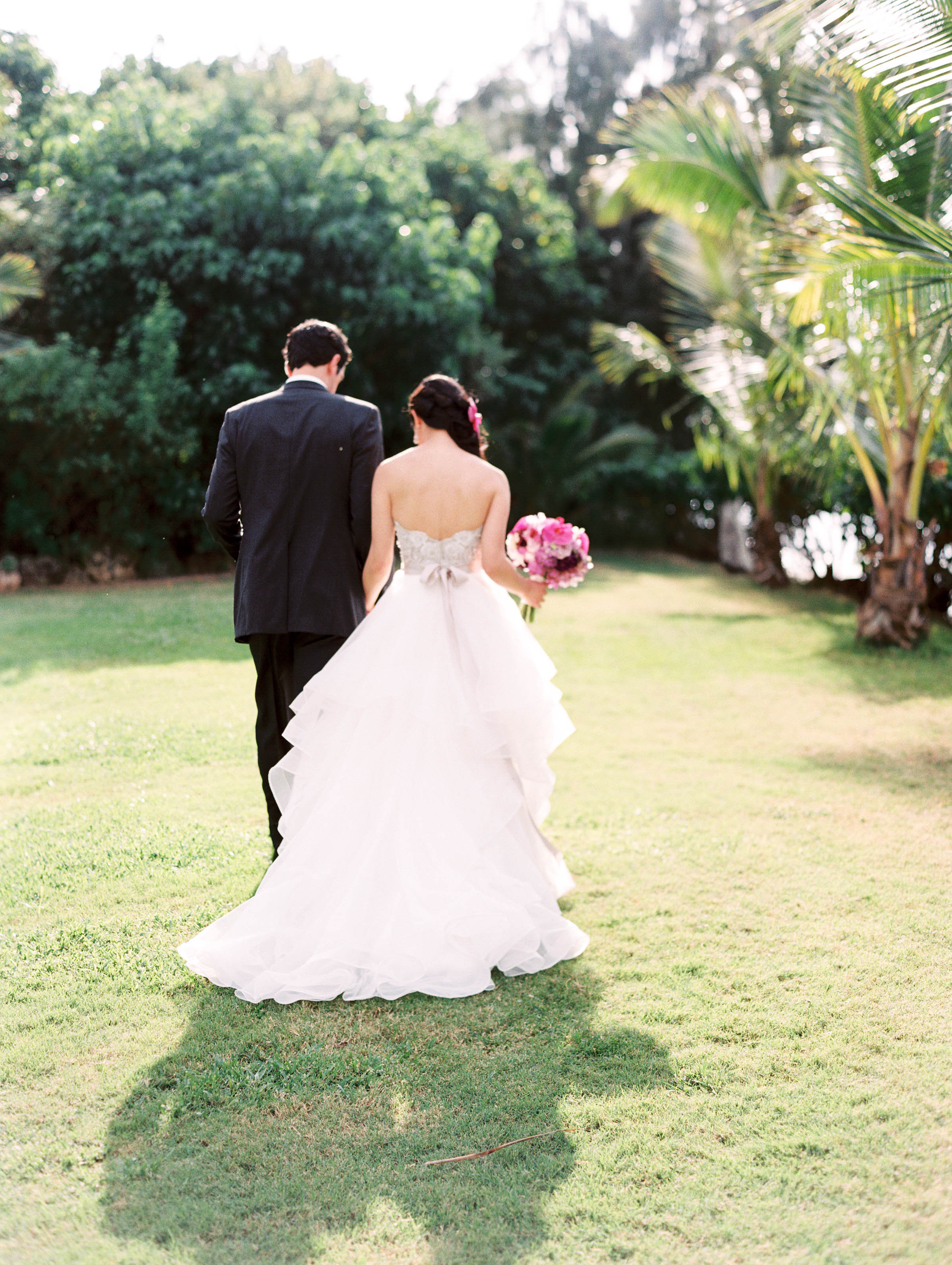 Michelle Garibay Events | Elegant Oahu Wedding | Loulu Palm Estate | Destination Wedding Planner