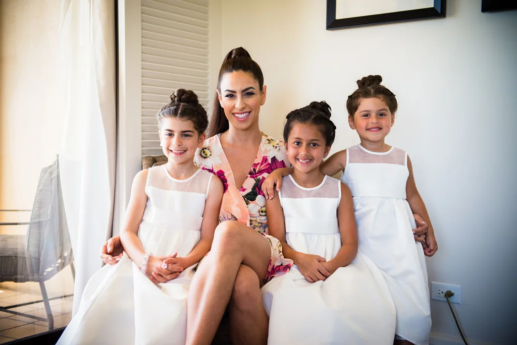 White and Gold Oahu Wedding | Kayla Maree Photography | Michelle Garibay Events