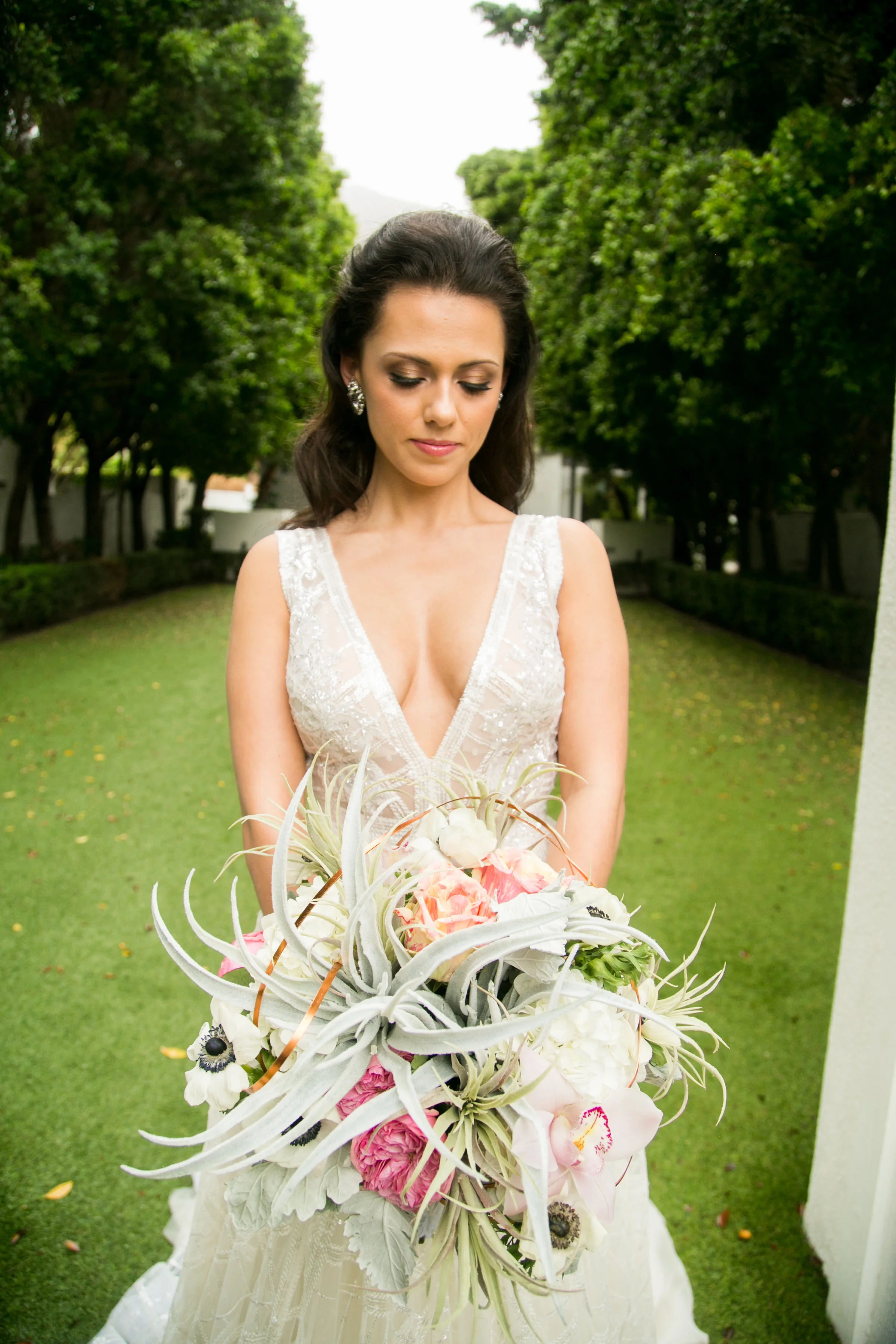 Modern Glamour in Rose Gold, Black and Gray | Ashley La Prade Photography | Michelle Garibay Events