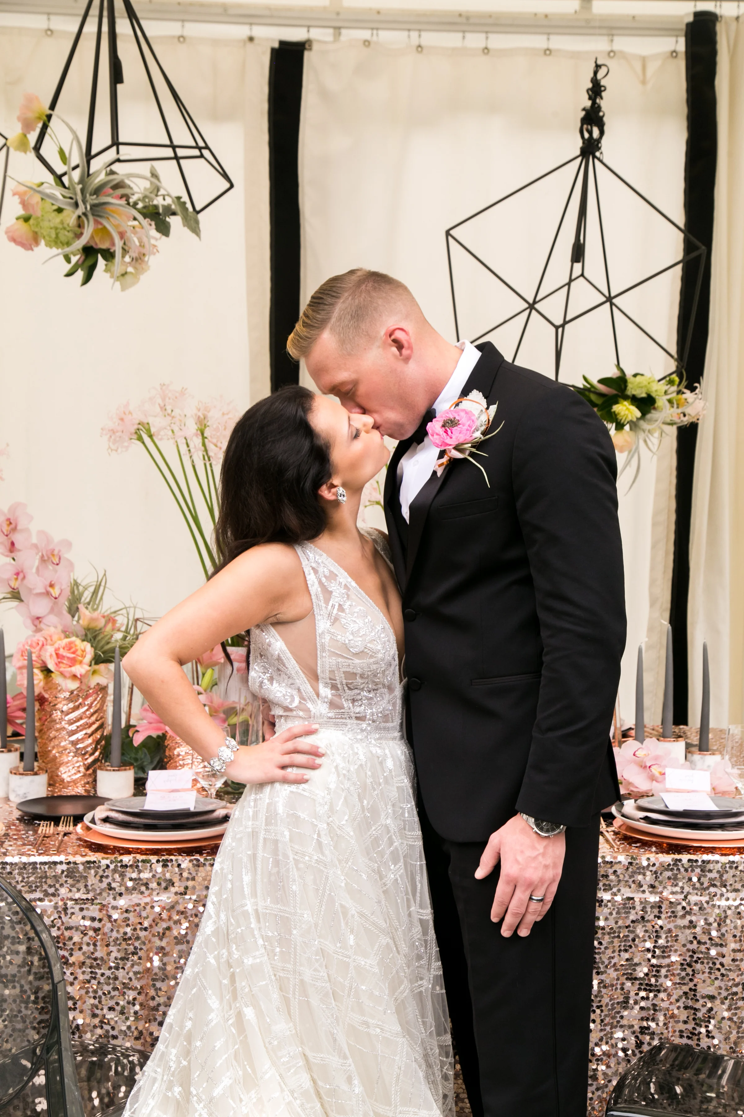 Modern Glamour in Rose Gold, Black and Gray | Ashley La Prade Photography | Michelle Garibay Events