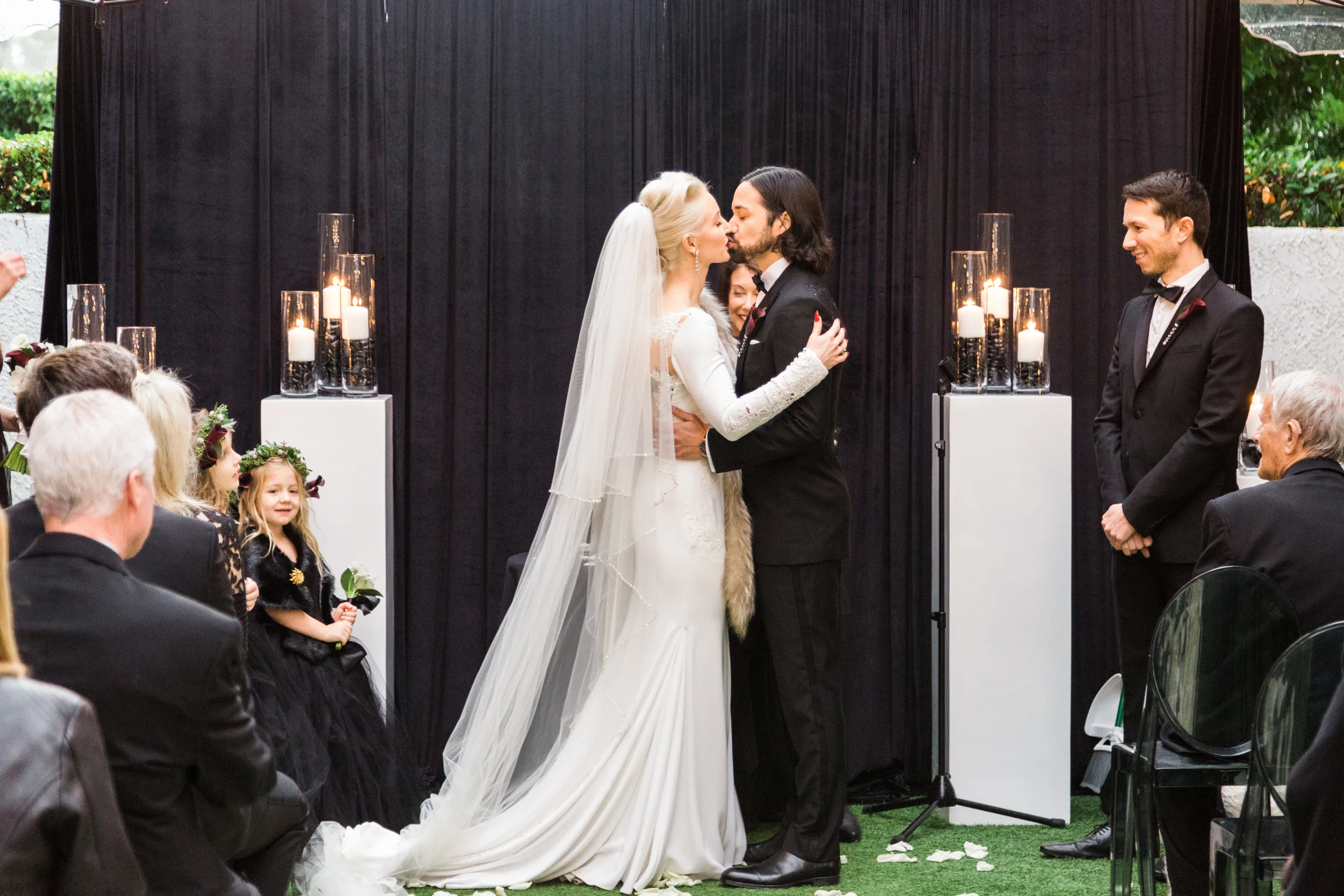 Modern Black and White Wedding in Palm Springs | Ashley La Prade Photography | Michelle Garibay Events