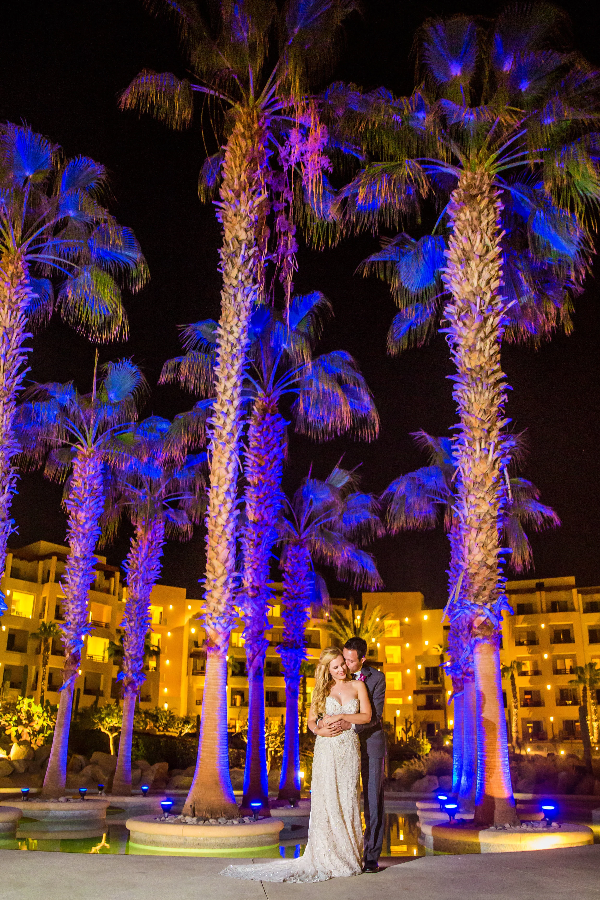 Beach Wedding Elopement in Cabo San Lucas | True Photography | Michelle Garibay Events