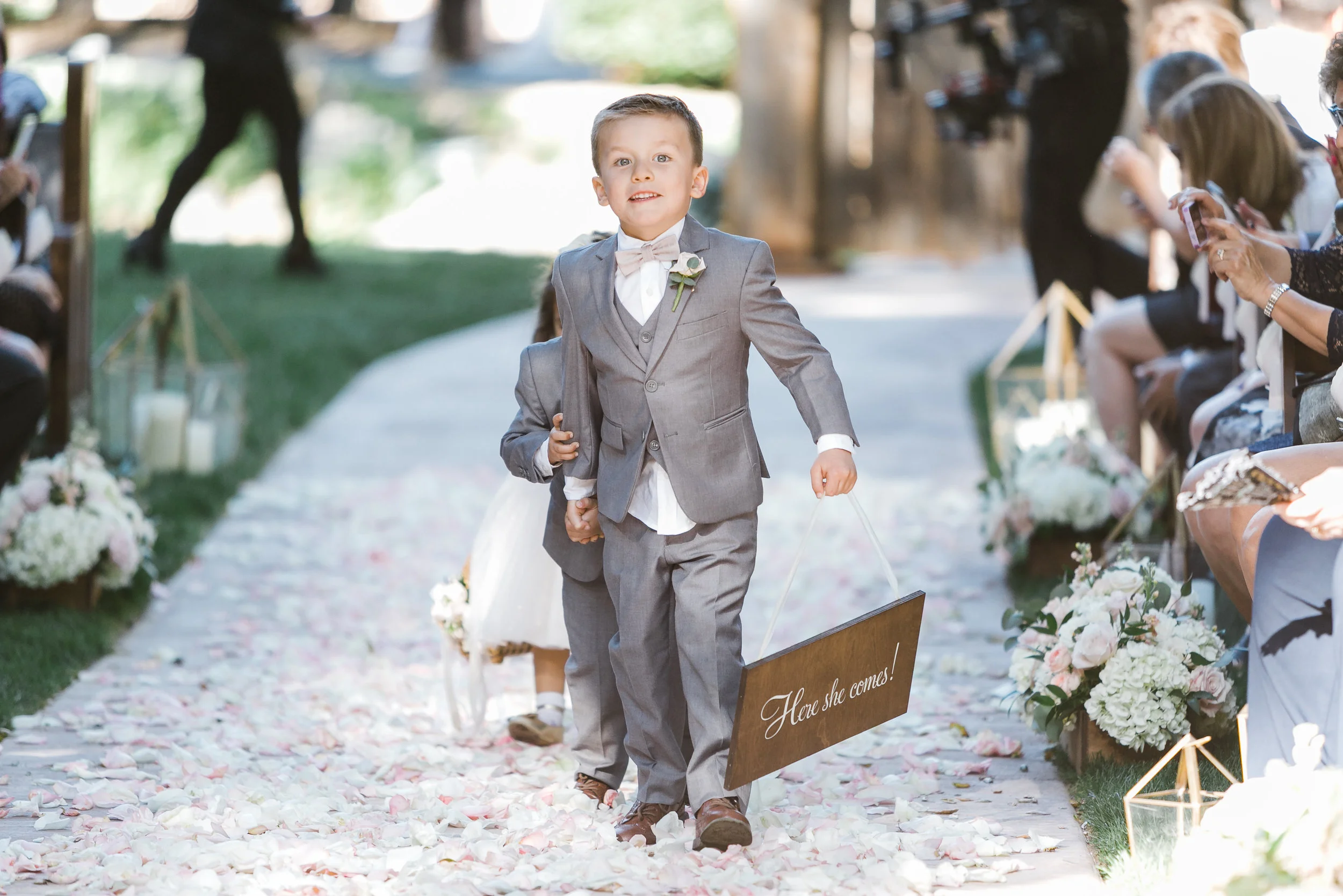 NFL Player Wedding in White and Blush | Leah Marie Photography | Michelle Garibay Events