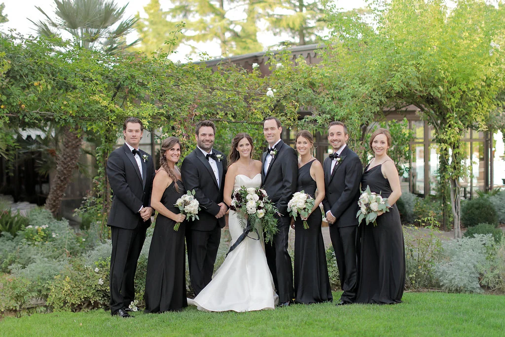 Michelle Garibay Events | Lara Emme Fotografie | Elegant Black, White and Gold Wedding | Villa Cora Florence Italy