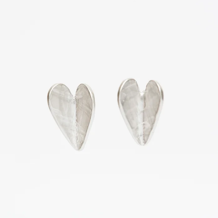 E003 Silver Folded Heart Post