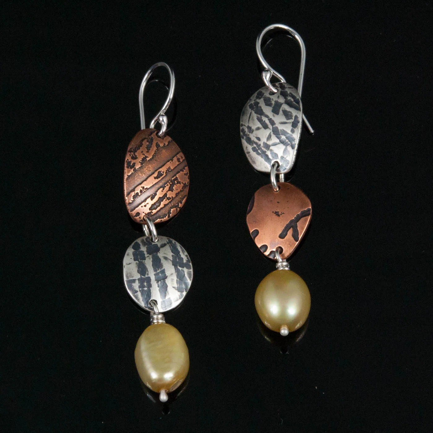 E059 Stone path with Pearl