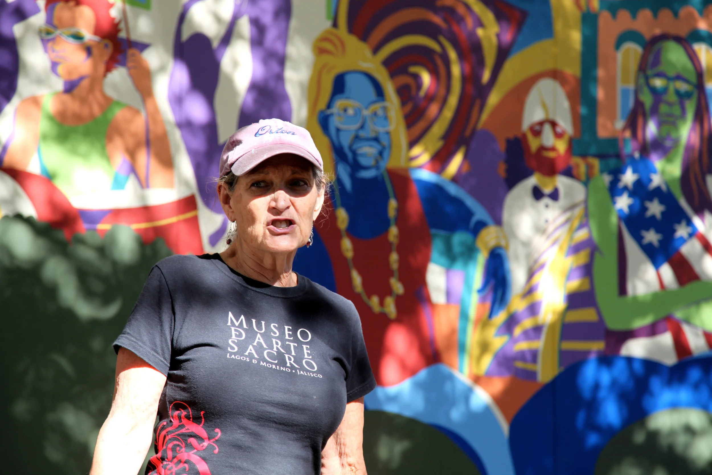 Sharon Kilfoy leads Madison Mural Tour