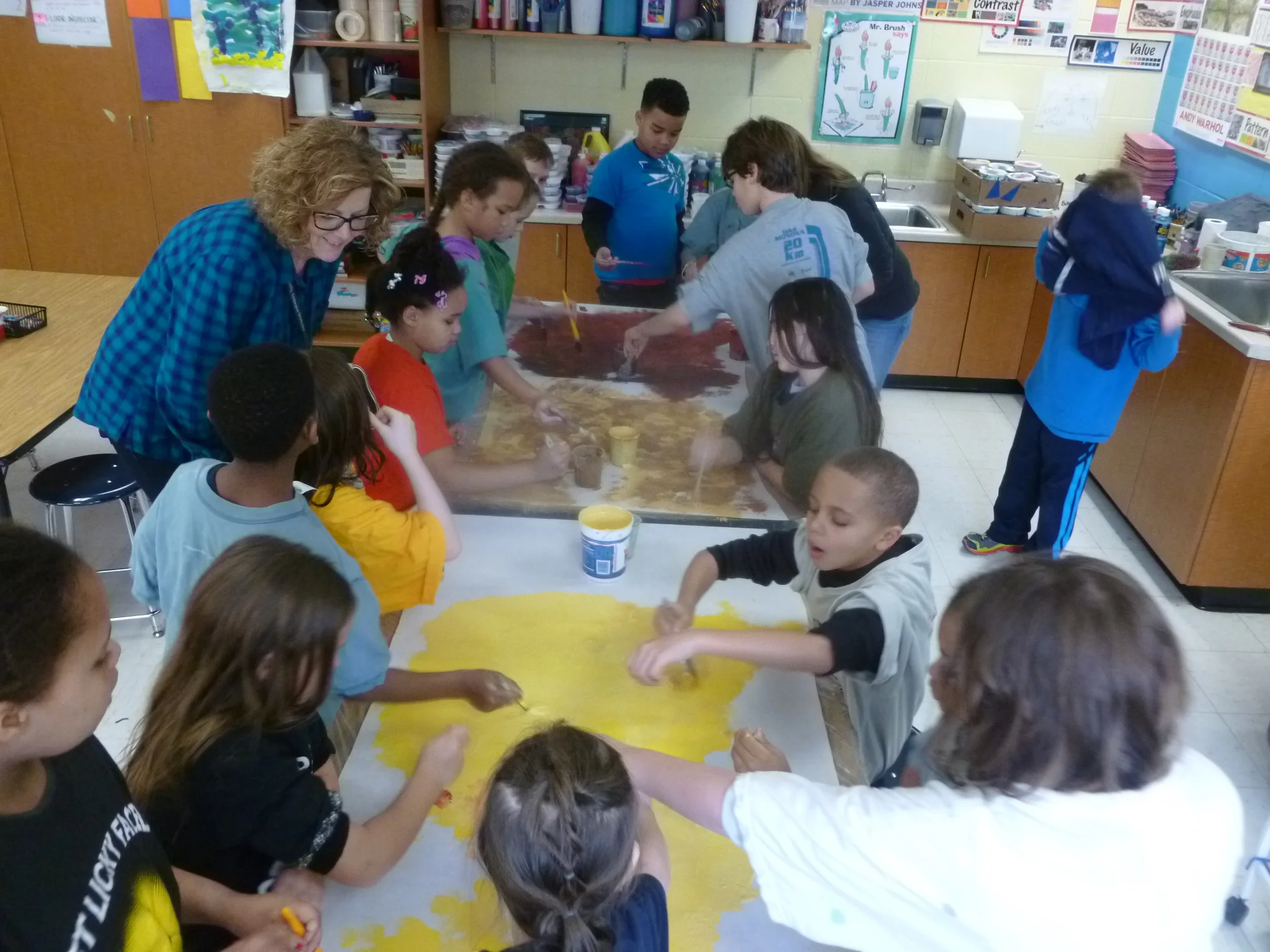Sauk Trail Elementary school mural with the Clark Street Comm. School