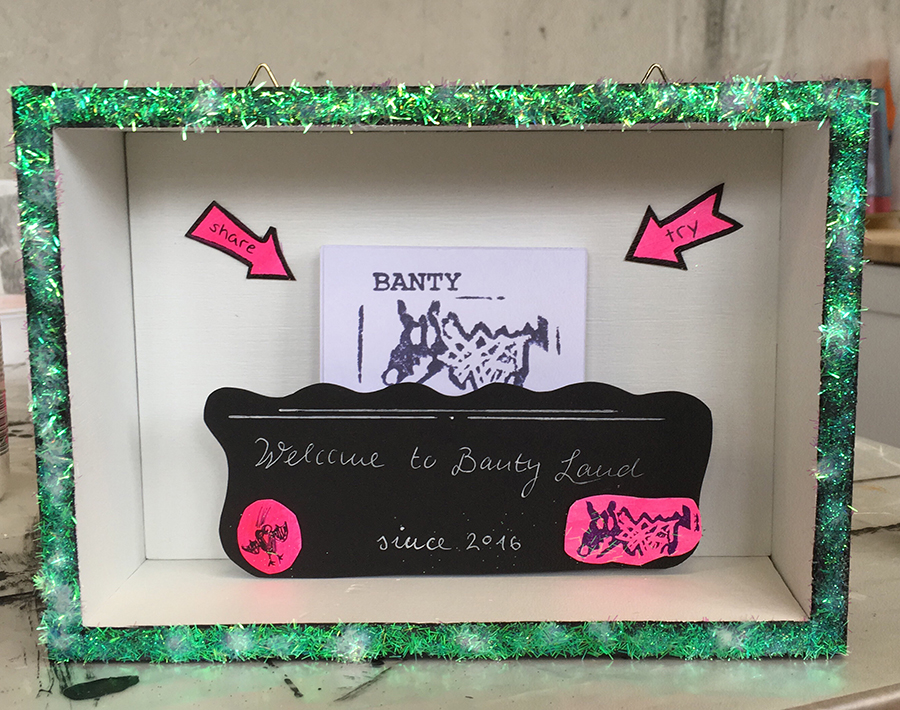 bantys "merch box"