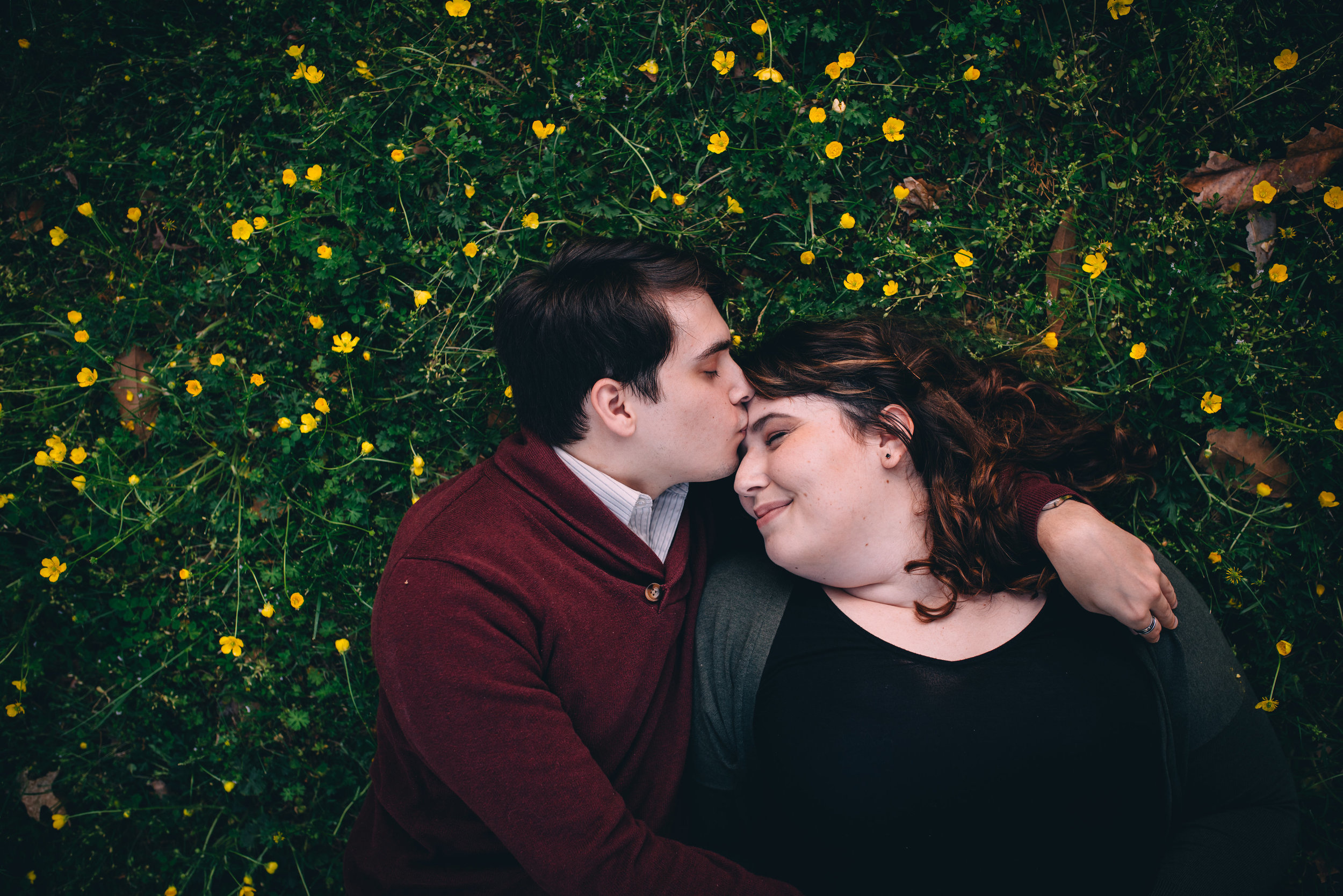 Megan &amp; Matthew - Oakwood Cemetery Engagement 