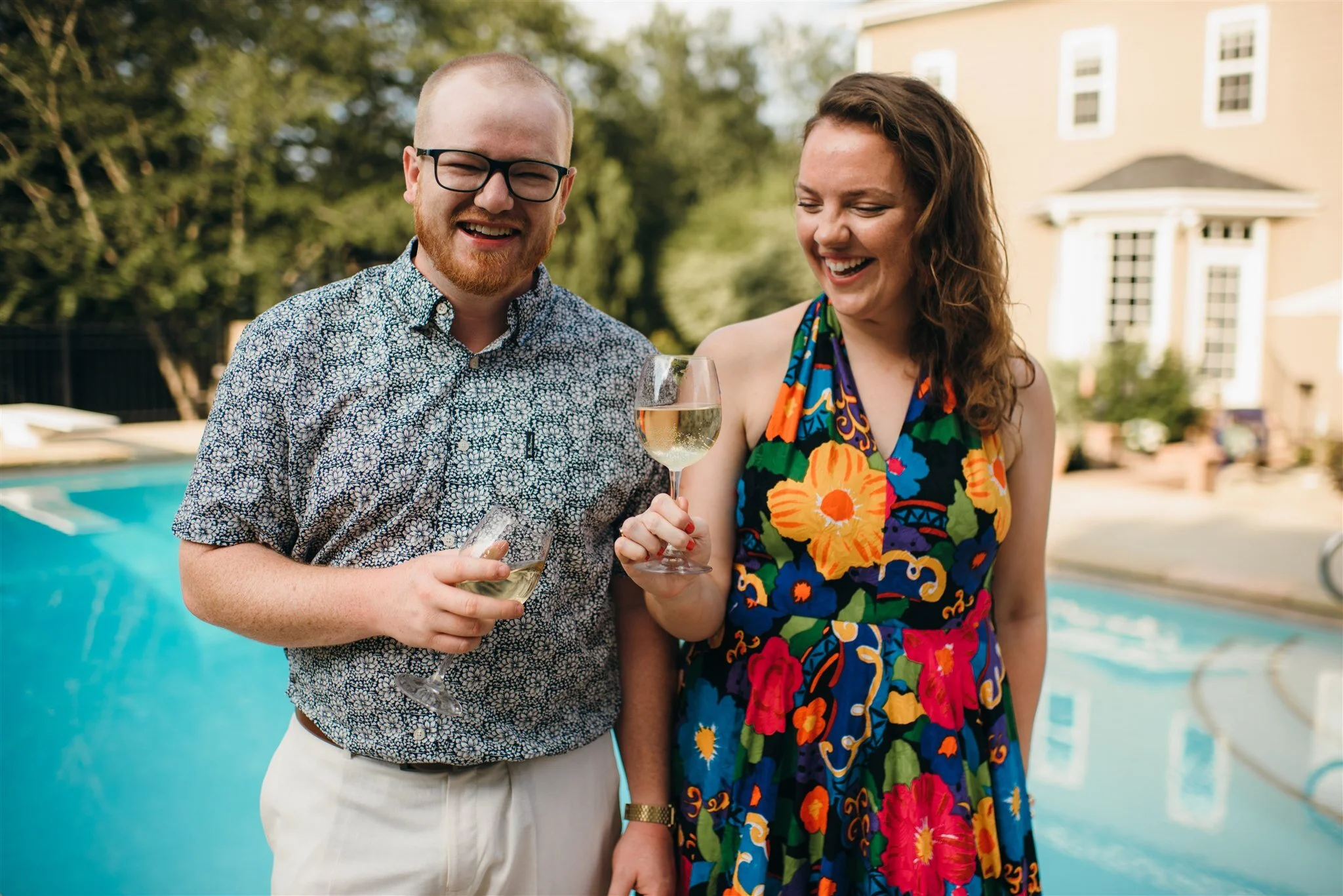 Gwen &amp; Aaron - Summertime Poolside Engagement Session 