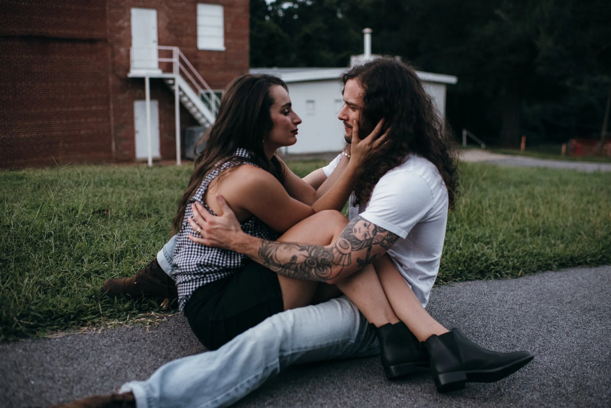 raleigh engagement photographer - rock n roll engagement - north carolina wedding photographer - raleigh wedding photographer