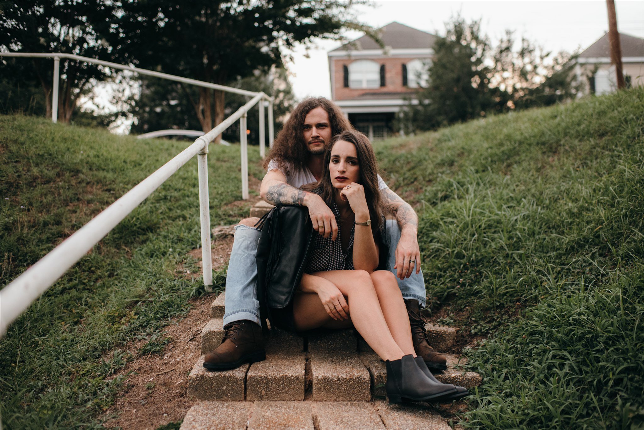 Sarah &amp; Caleb - Classic Car Summer Couple Session 