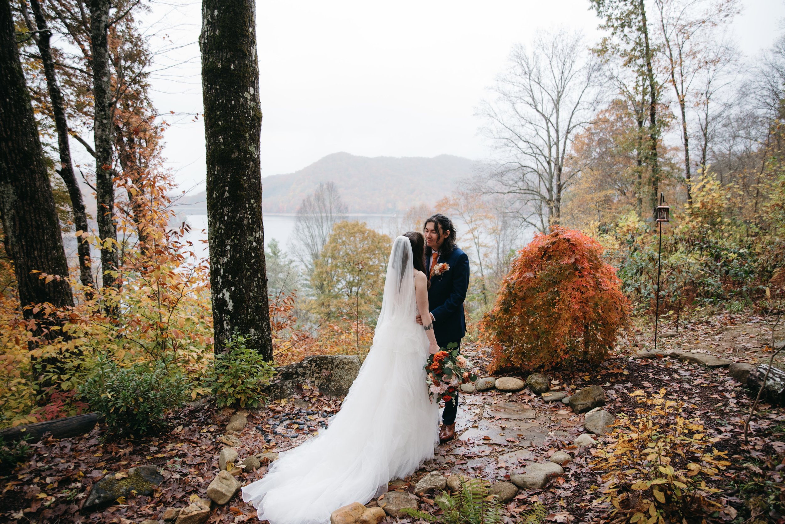 Golden Fall Mountain Wedding in Nantahala Forest with Shelby &amp; Ben