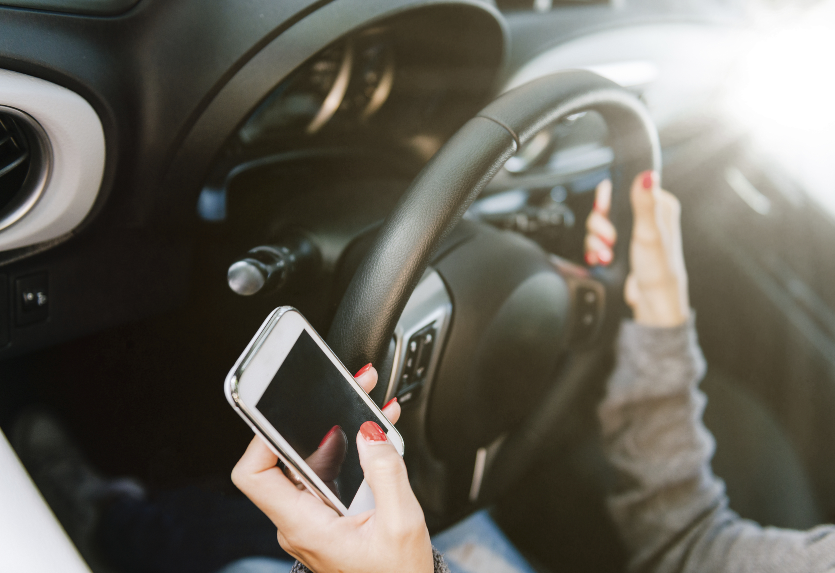 Texting While Driving is Dangerous, and It’s Getting Worse