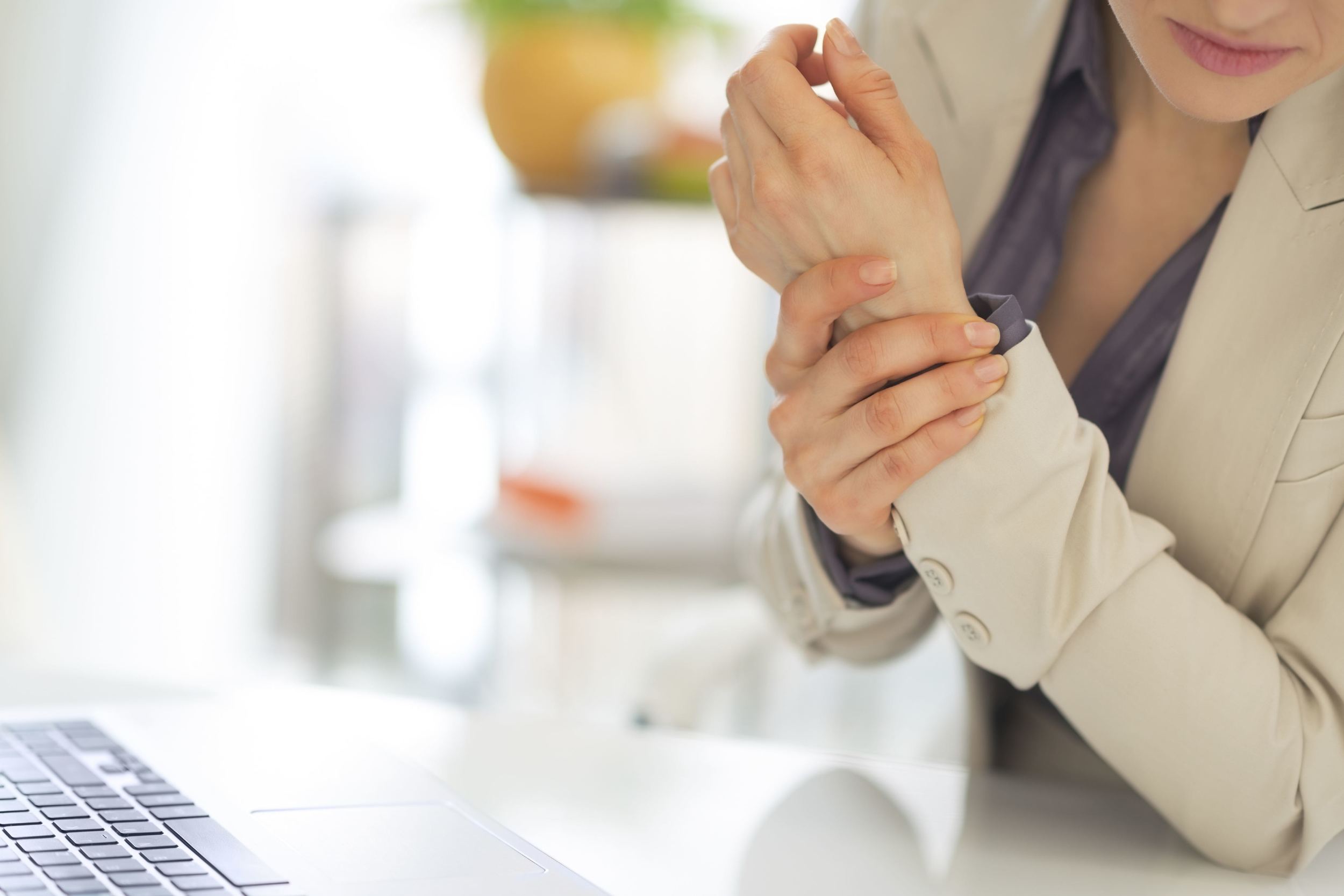 Injured Workers Should Notify Their Employers About a Work Related Injury as Soon as Practicable