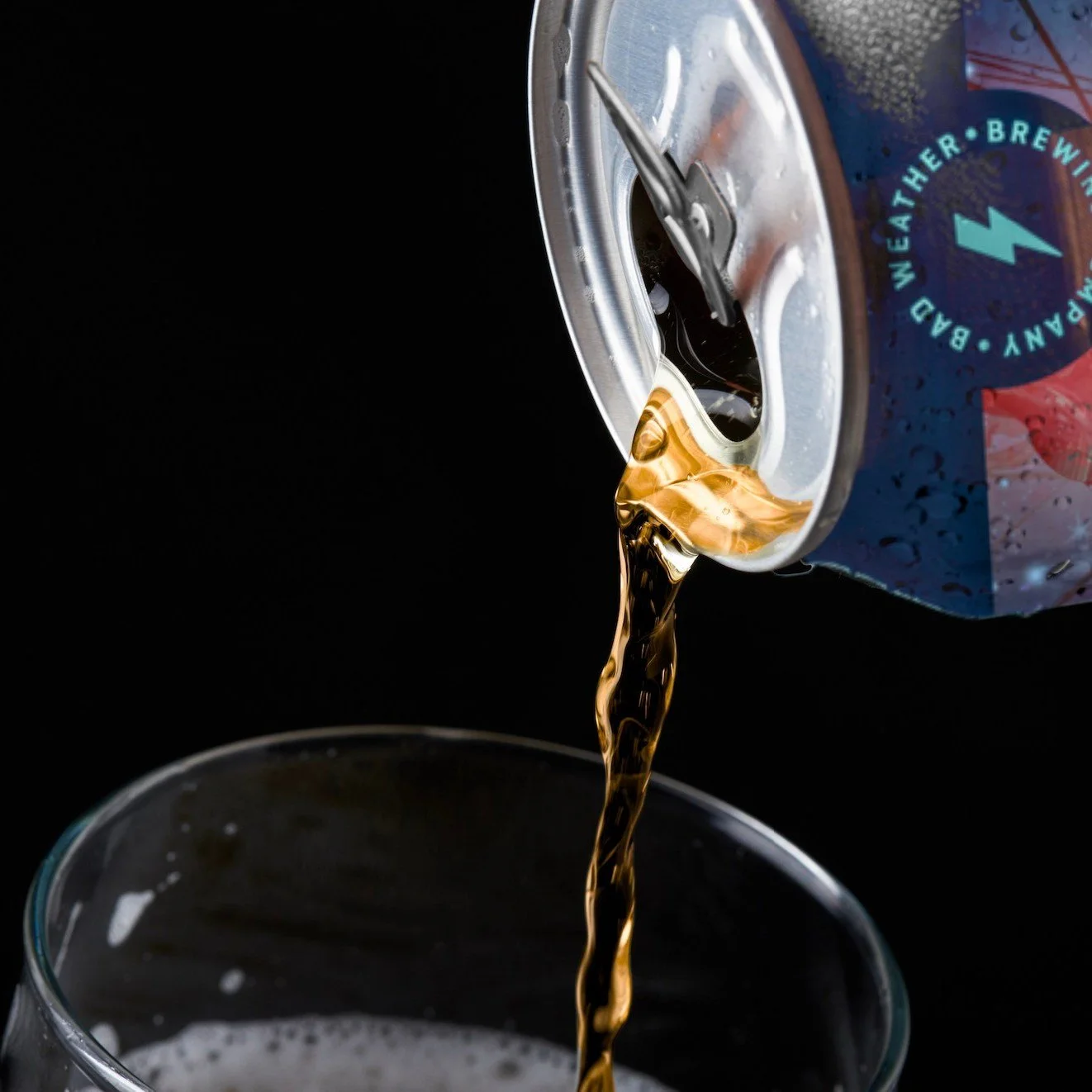 Sampling at @liquorbarrel7th today (Saturday) from 3-6pm. 

They have 6-packs of Tippin' It Down our E.S.B. w/ Earl Grey Tea!