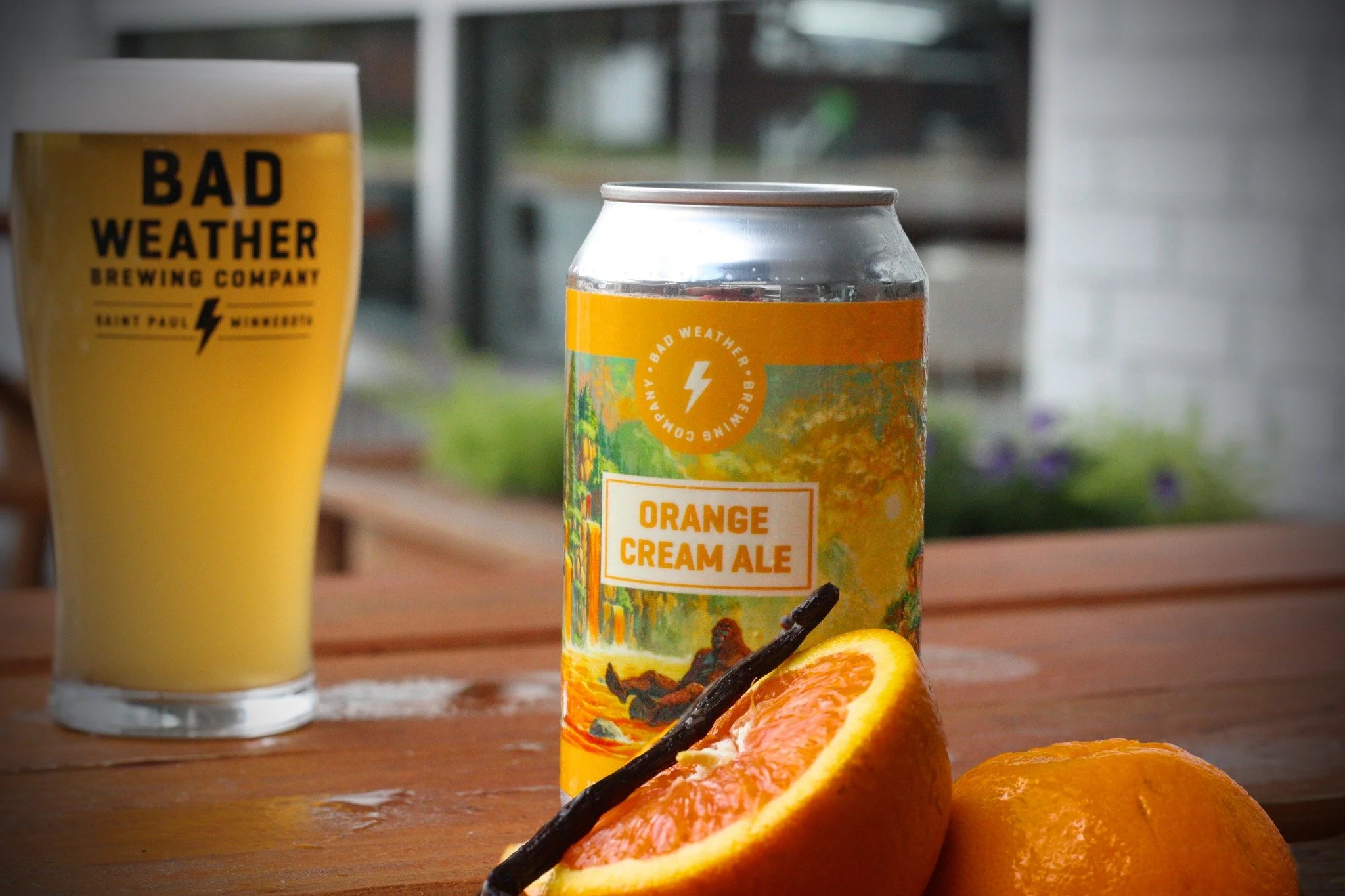 Orange Cream Ale (one of our favorites) is back on tap today and will be drifting to the market in 6-packs and kegs starting next week.

A zing of cara cara orange combined with a smooth ride of vanilla and lactose. It's like a flavor explosion strai