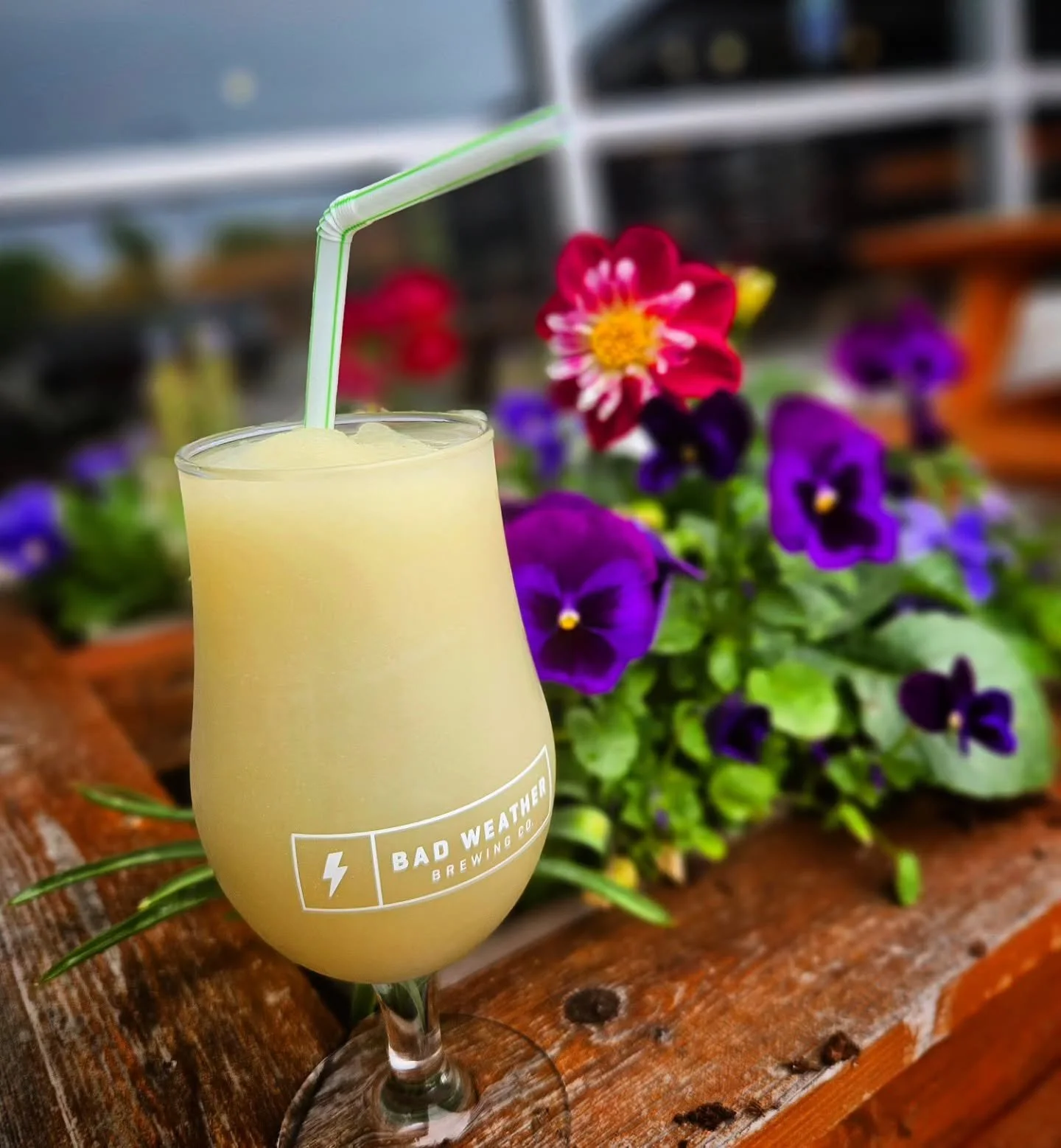 Moscow Mule is the new flavor of Seltzer Based Boozy Slushy pouring today. 🥰