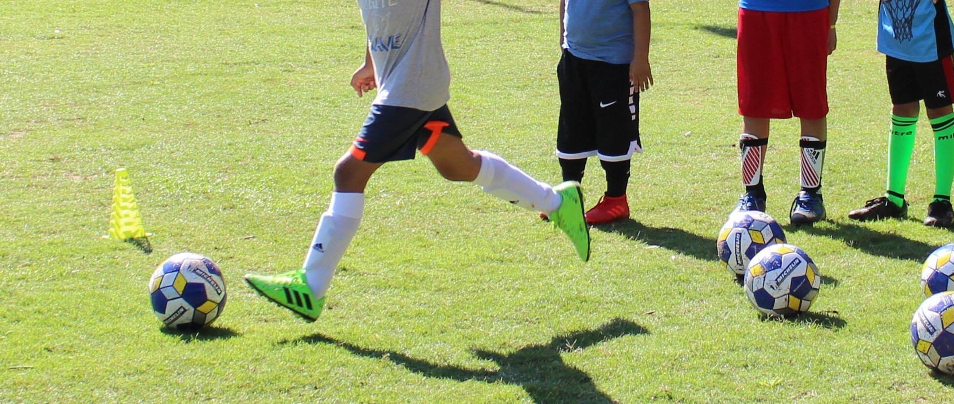 soccer 1 mb.JPG