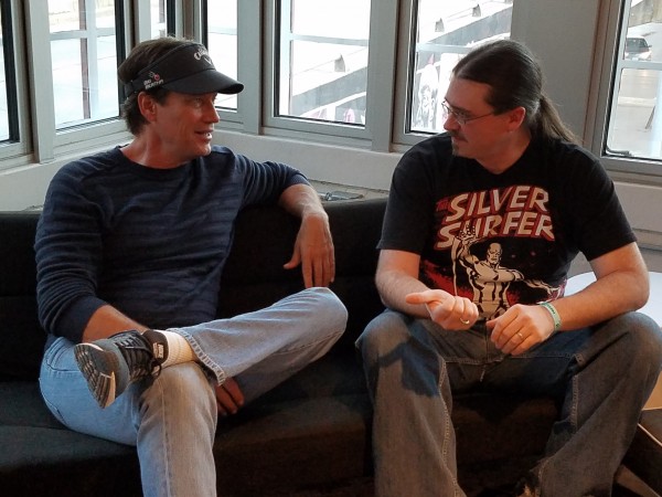 Kevin Sorbo & Neil Greenaway talking at Wizard World Des Moines 2016.