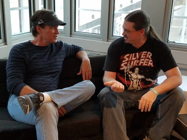 Kevin Sorbo & Neil Greenaway talking at Wizard World Des Moines 2016. (4)