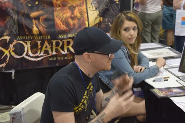 Ash Maczko and Ashley M. Witter at Phoenix Comic Con 2016 (3).