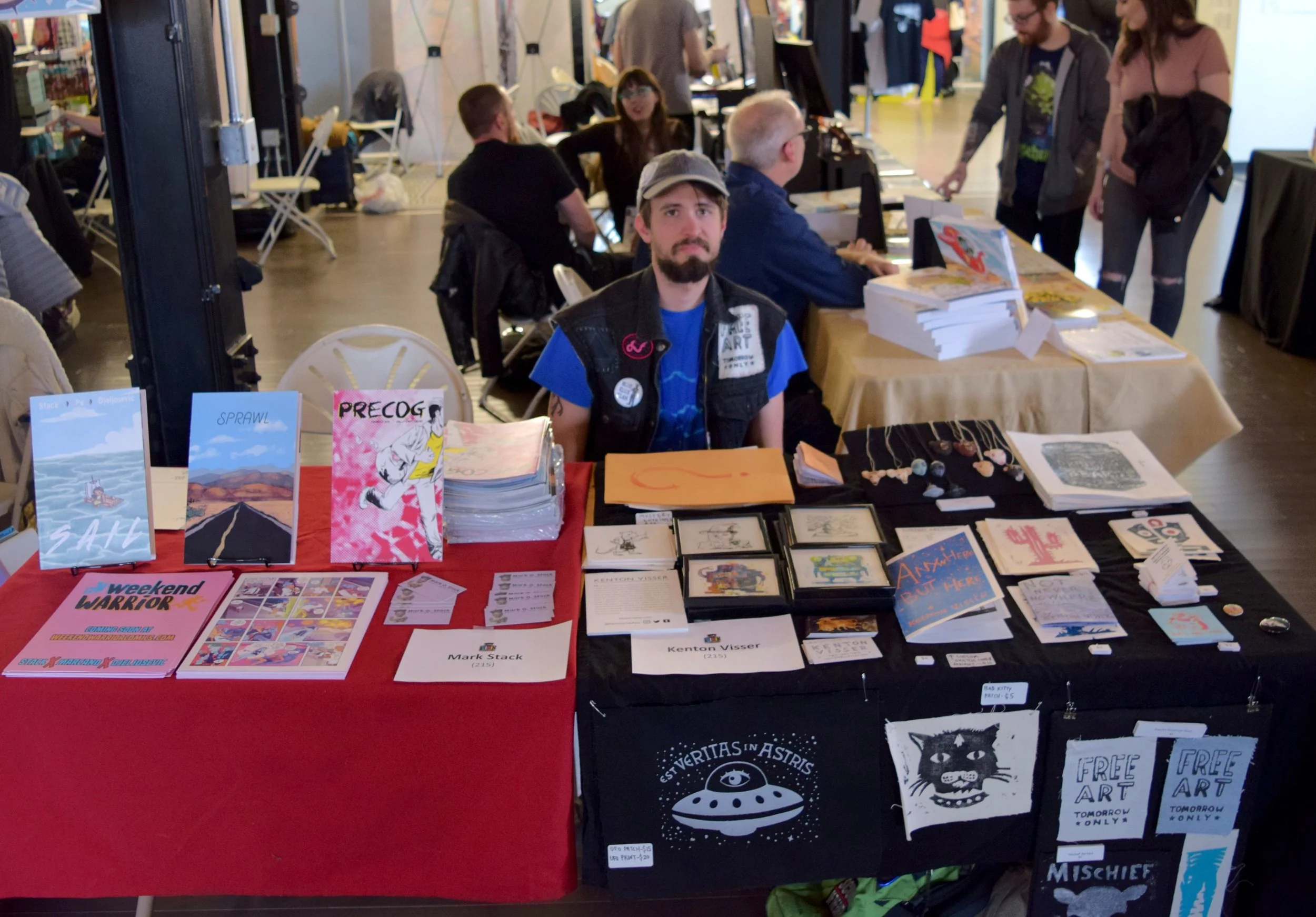 Kenton Visser shares a table with Mark Stack (who is not in the photo).